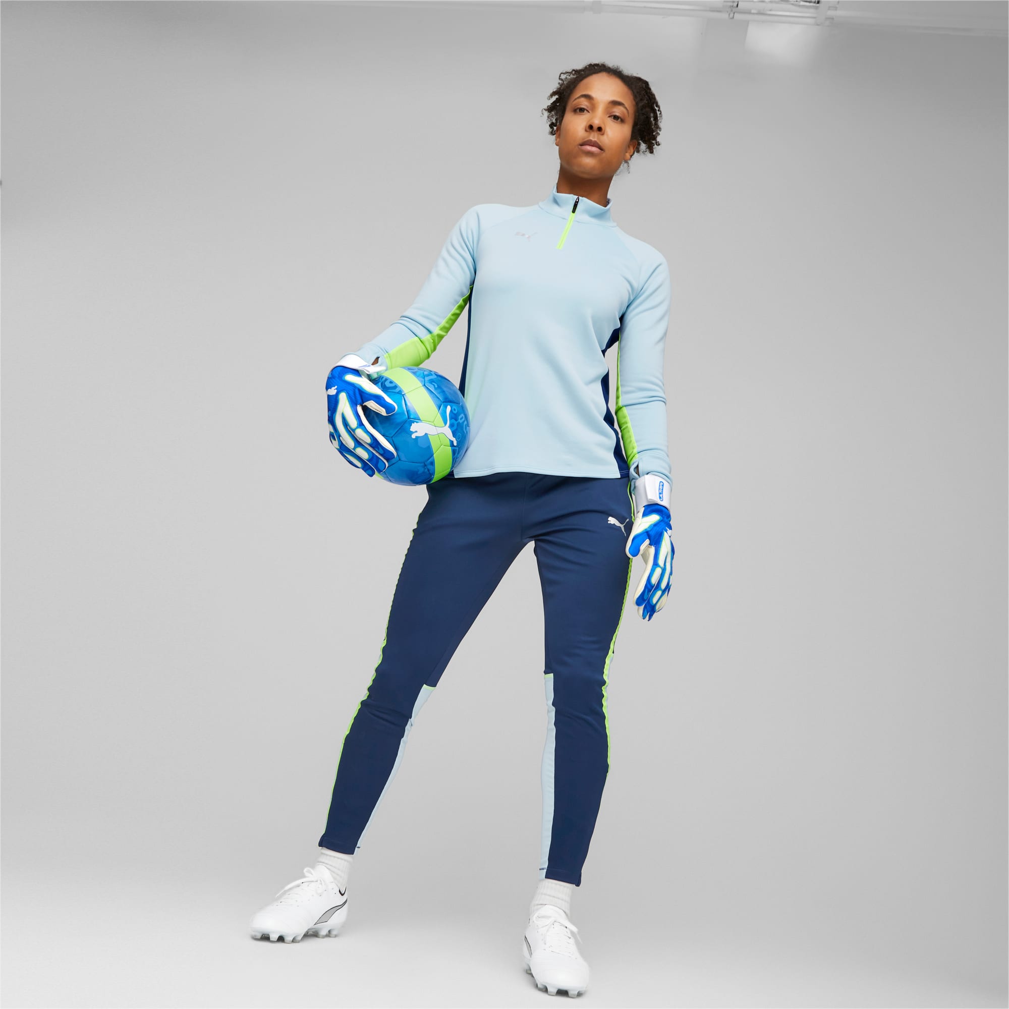 Women's PUMA Ultra Ultimate Hybrid Goalkeeper Gloves, Ultra Blue/White, Size 8, Accessories