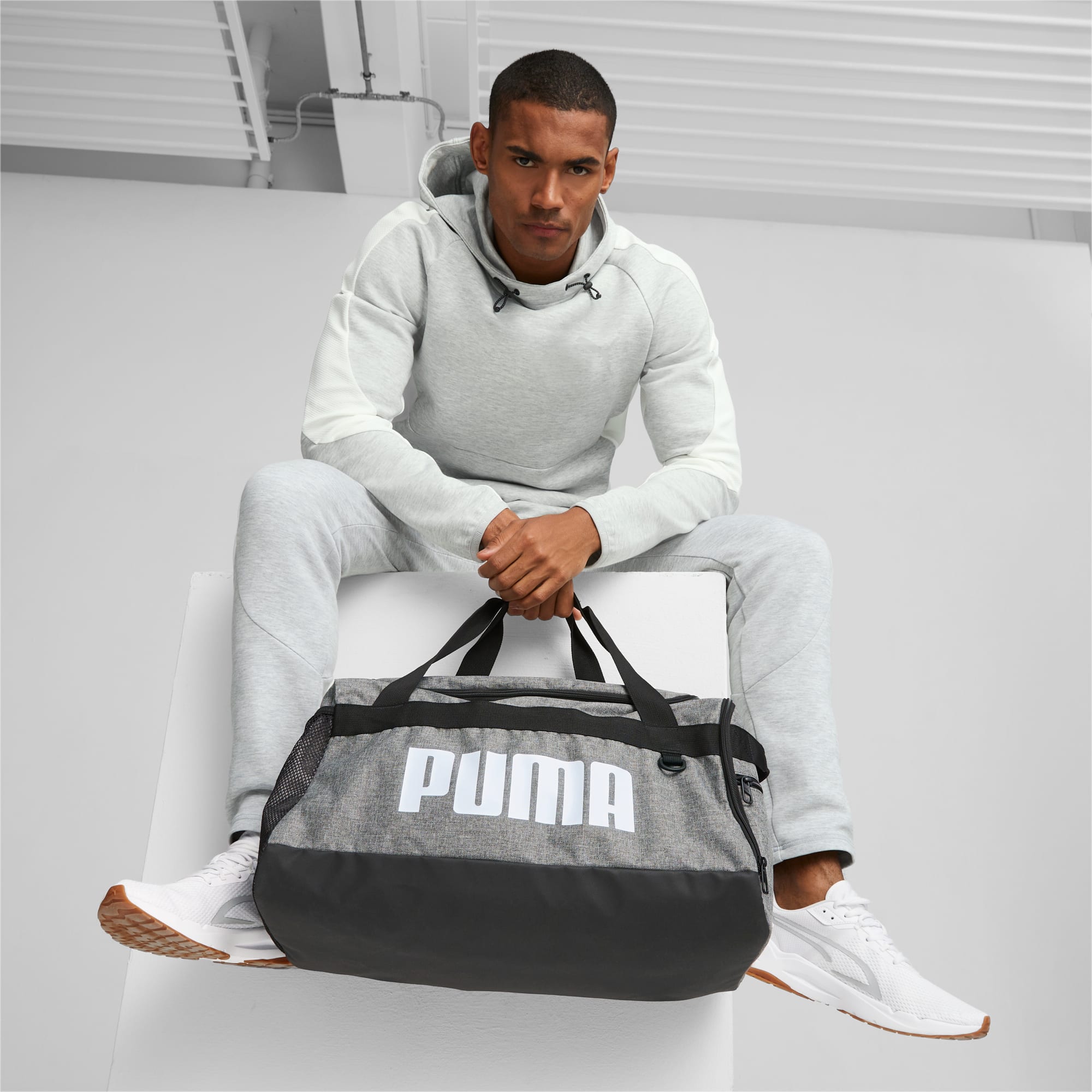 Women's PUMA Challenger S Duffle Bag, Medium Grey Heather, Accessories