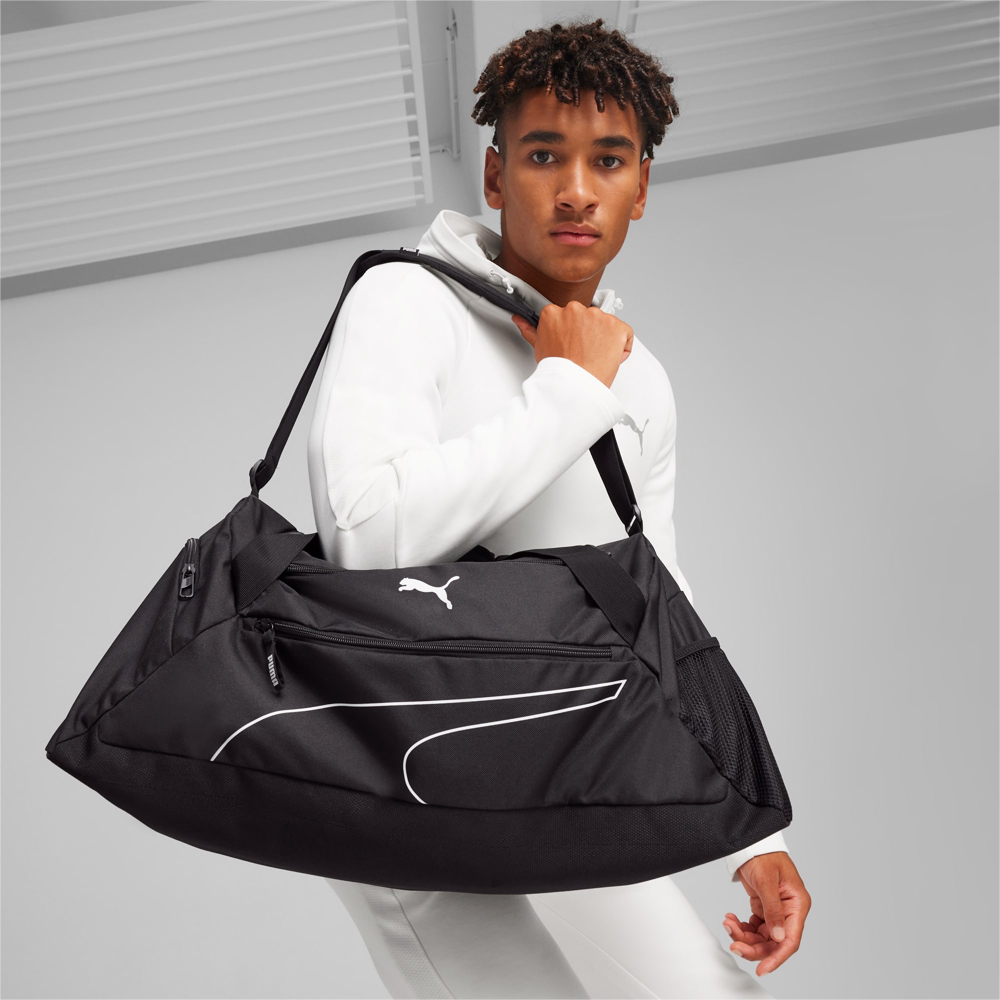 Women's PUMA Fundamentals Medium Sports Bag, Black, Accessories