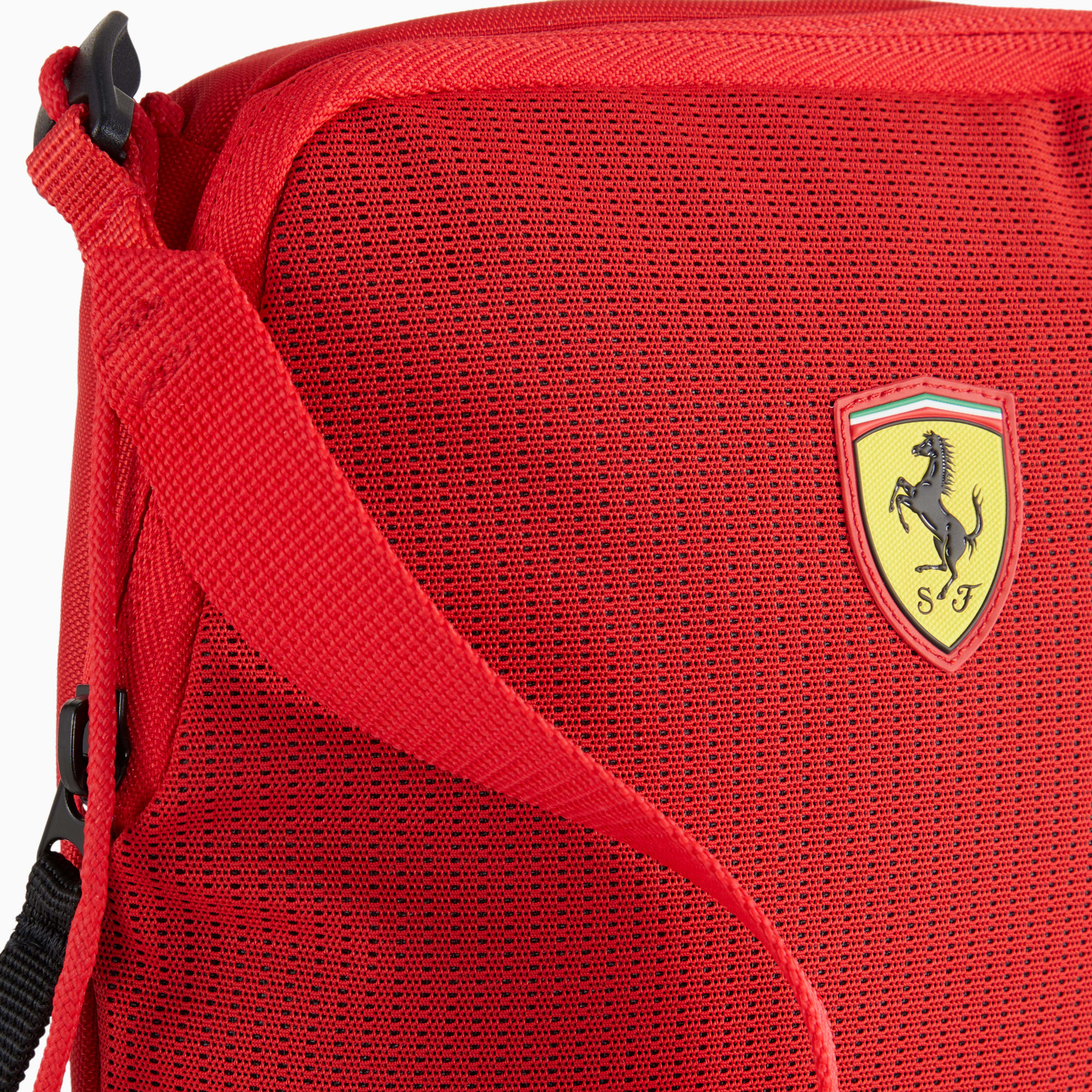 PUMA Scuderia Ferrari Race draagtas, Rood