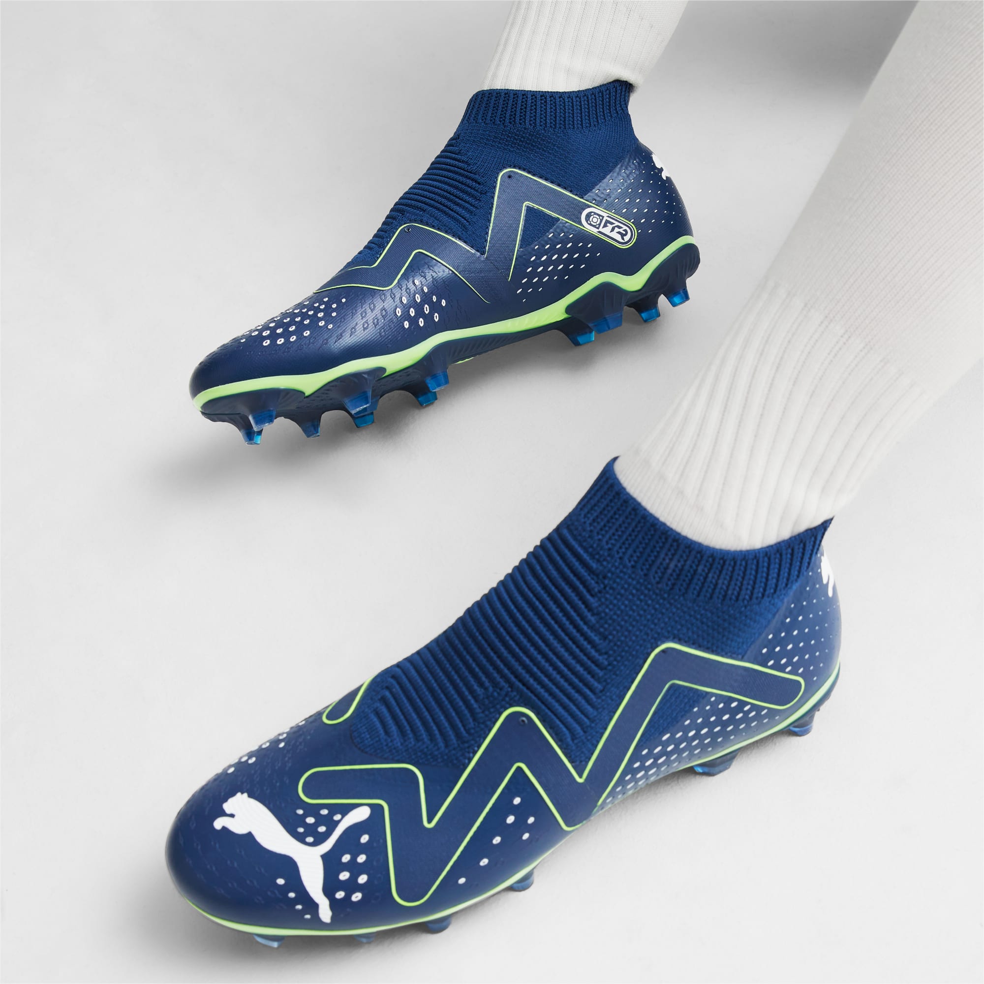 PUMA Chaussures De Football FUTURE MATCH+ LL FG/AG Pour Homme, Bleu/Vert/Blanc