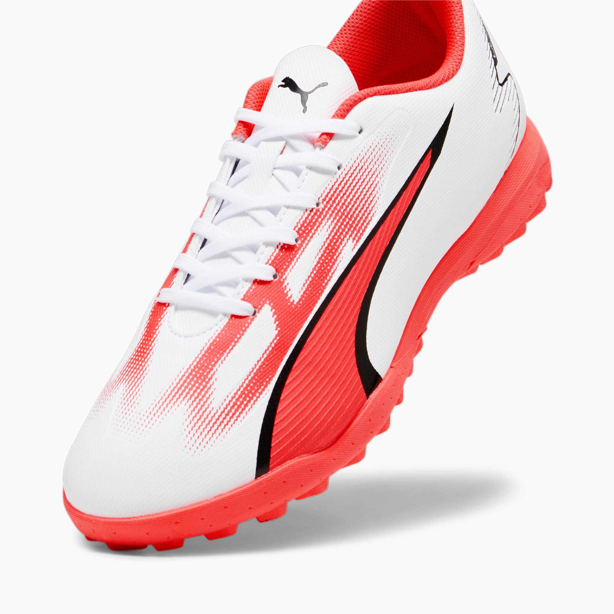 PUMA ULTRA PLAY TT voetbalschoenen voor Heren, Wit/Roze/Zwart