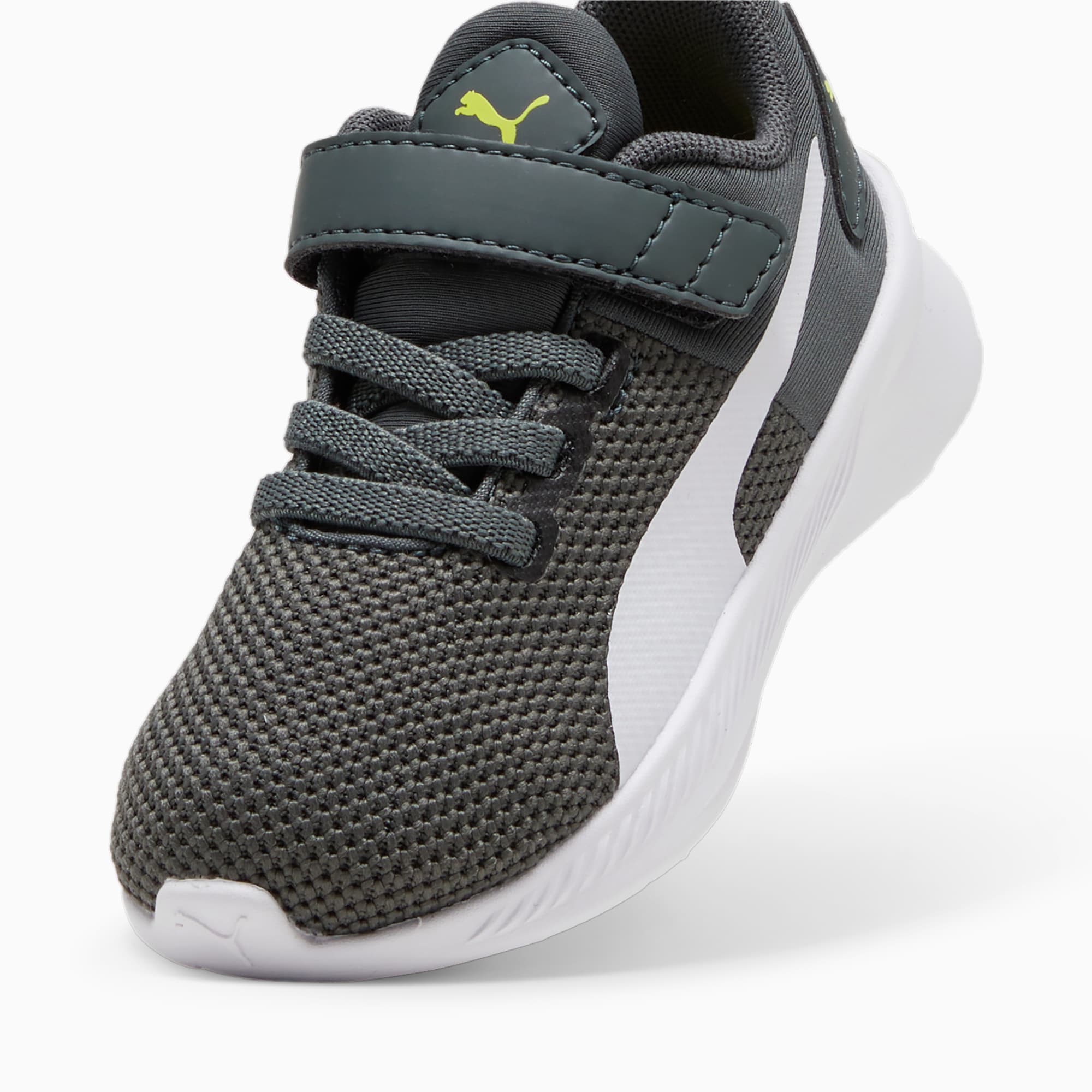 PUMA Flyer Runner sportschoenen, Zwart/Grijs/Wit