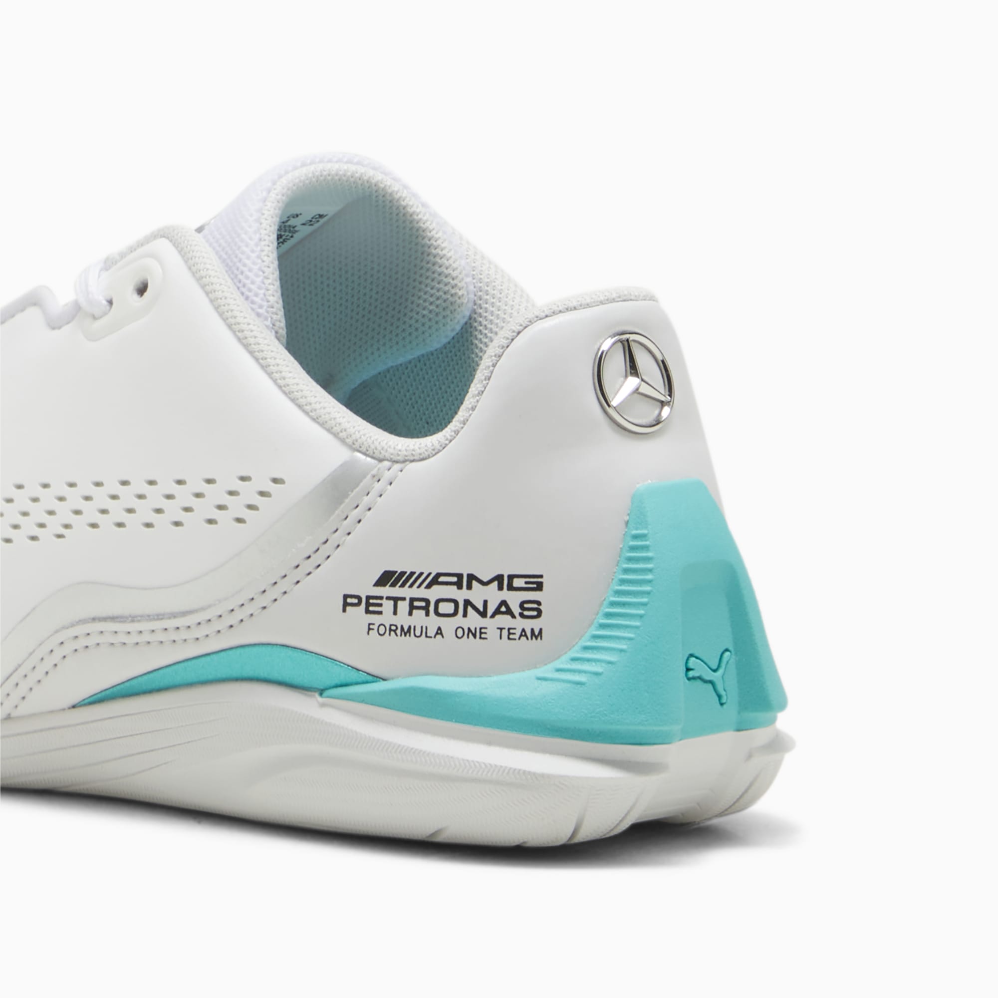PUMA Mercedes-Amg Petronas Formula 1 Drift Cat Decima Motorsport Shoes Youth, White/Sheen Green, Size 35,5, Shoes