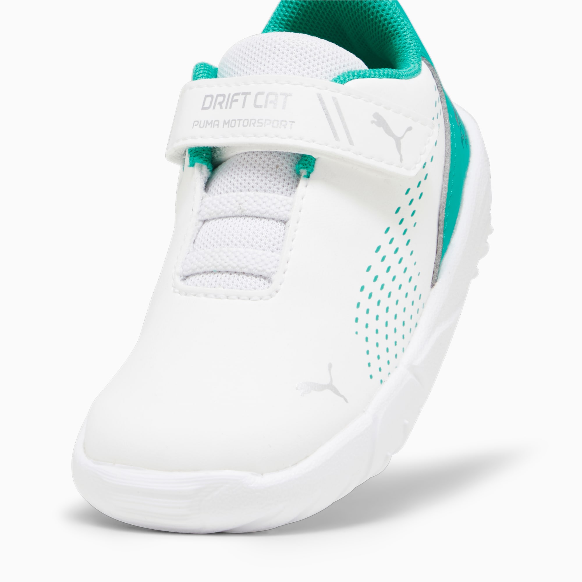 PUMA Mercedes-Amg Petronas Drift Cat Decima Toddlers' Motorsport Shoes, White/Spectra Green, Size 19, Shoes