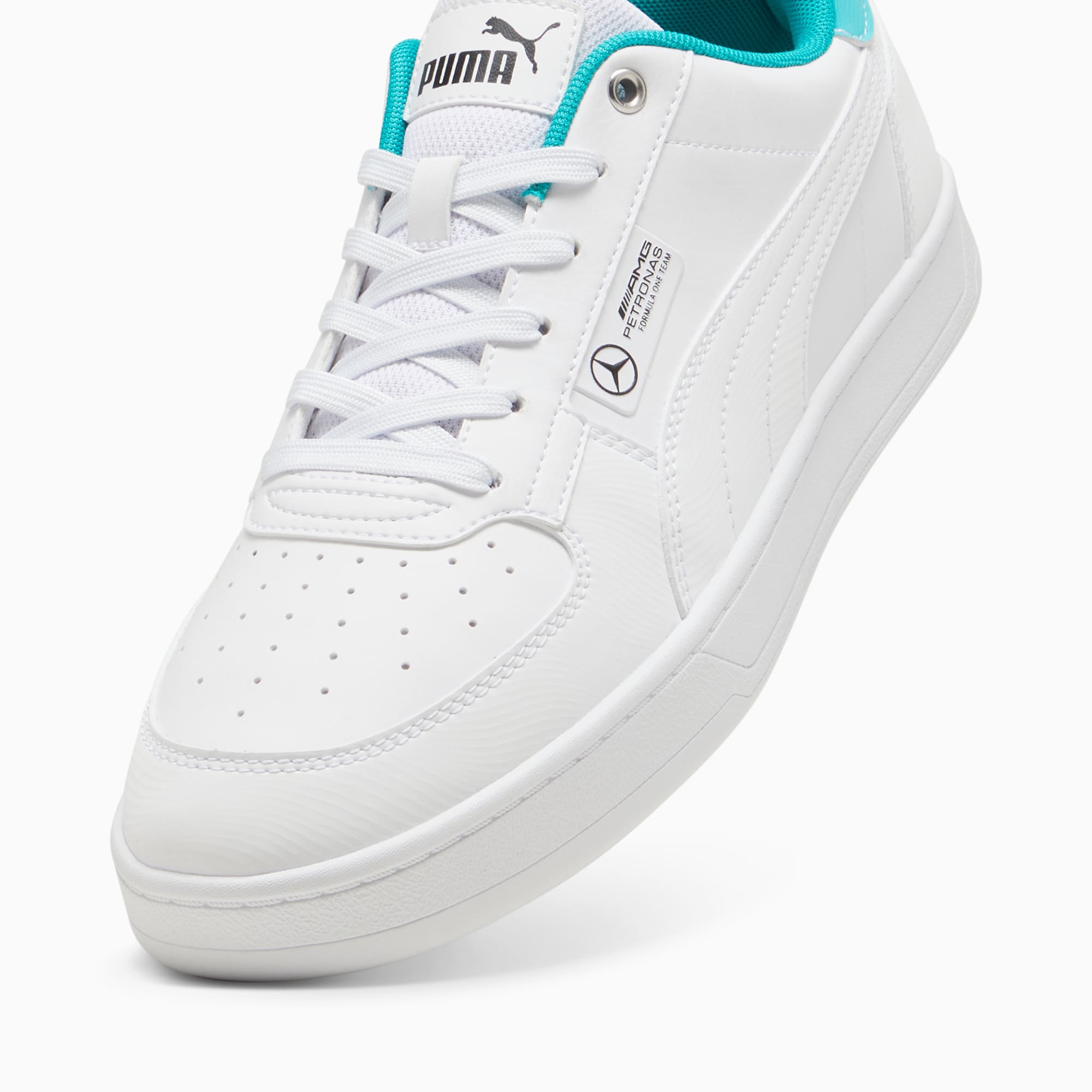 PUMA Mercedes-AMG Petronas F1Â® Caven 2.0 unisex sneakers, Wit/Groen