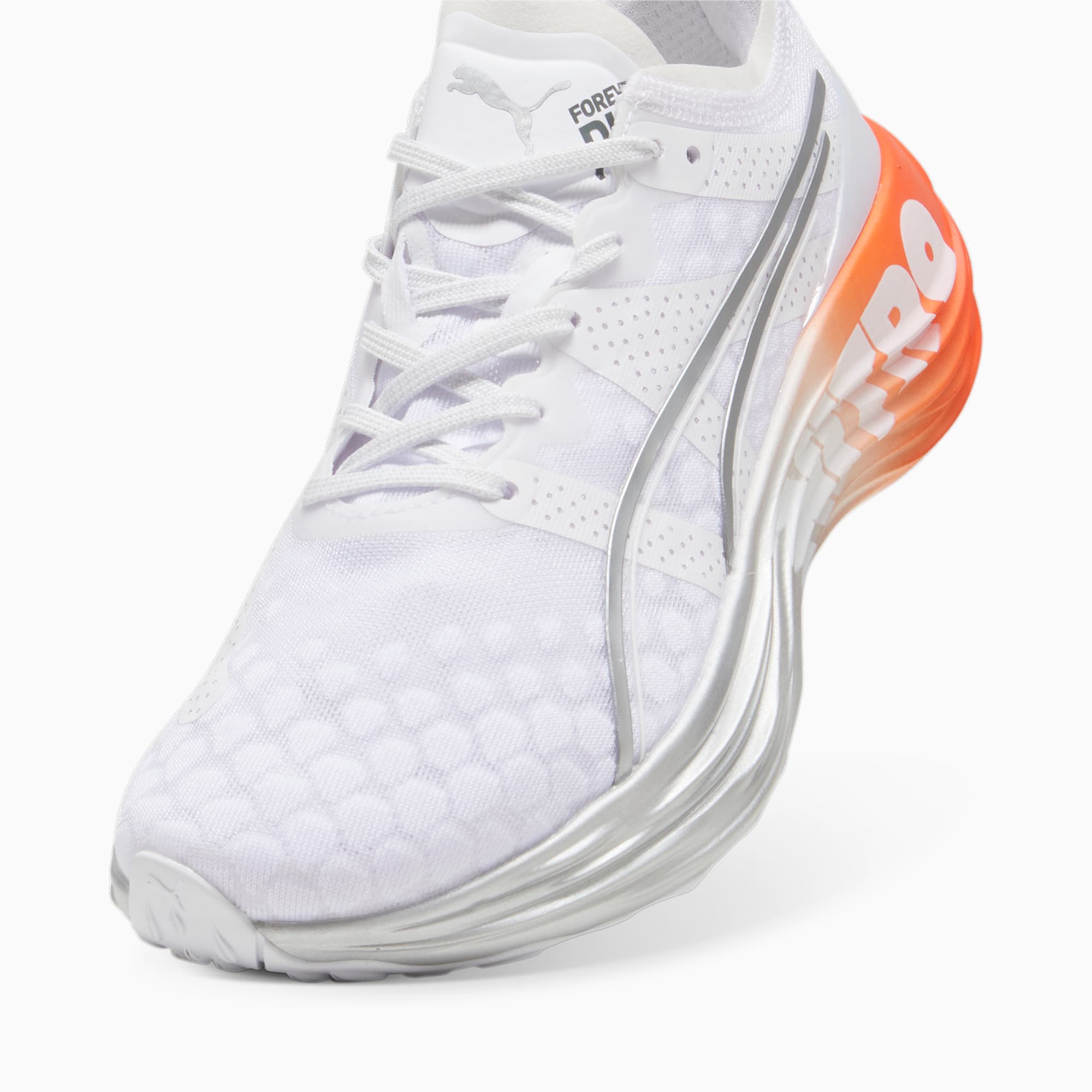 PUMA ForeverRun NITRO hardloopschoenen voor Dames, Oranje/Wit