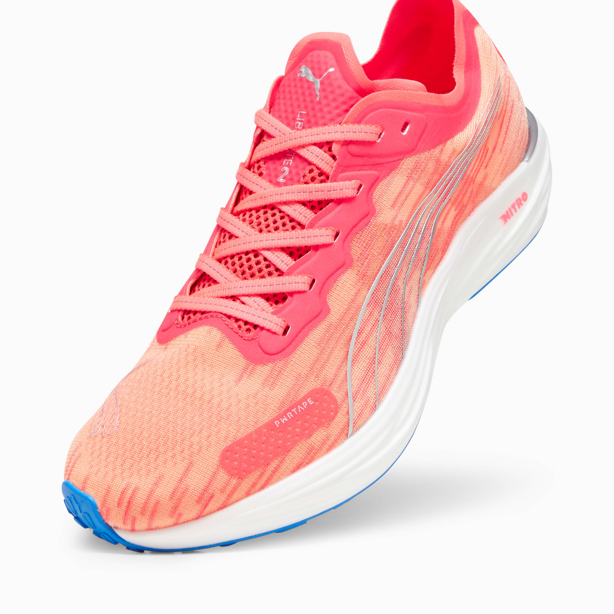 PUMA Liberate NITRO 2 hardloopschoenen voor Dames, Roze/Zilver