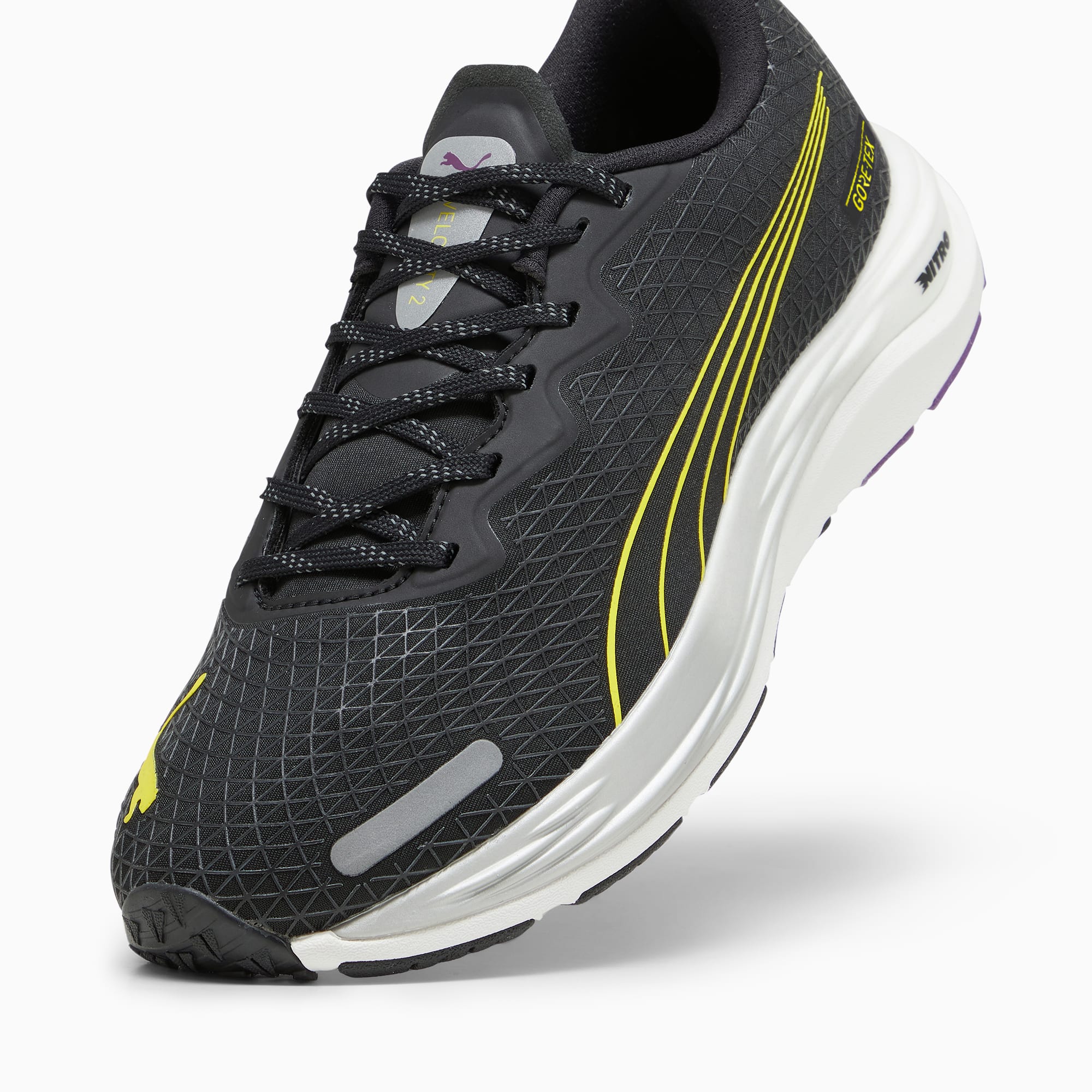 PUMA Velocity NITRO 2 GORE-TEXÂ® hardloopschoenen voor Dames, Paars/Zwart/Geel