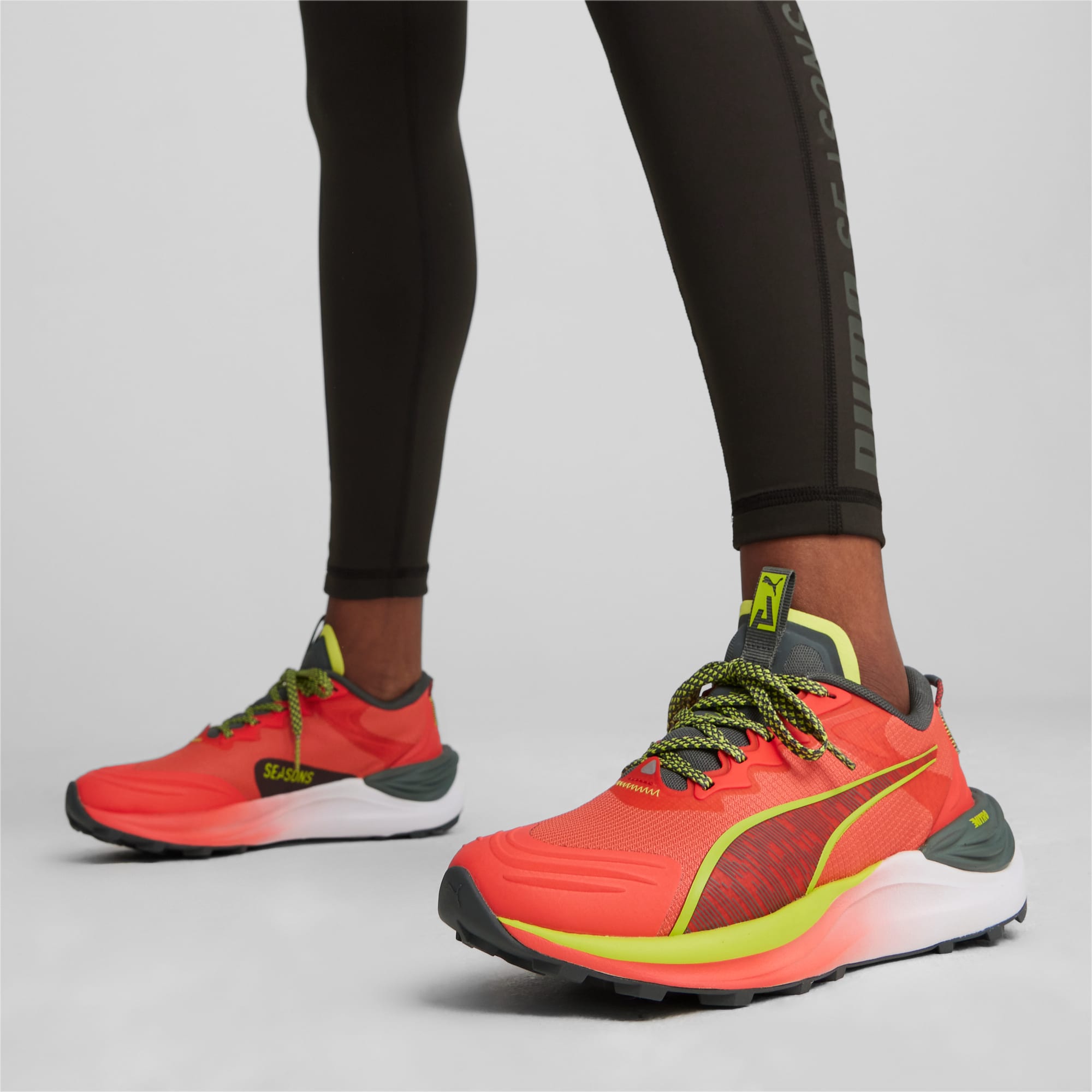 PUMA Electrify NITRO™ Trailrunning-Schuhe Damen, Rot/Grün/Grau, Größe: 35.5