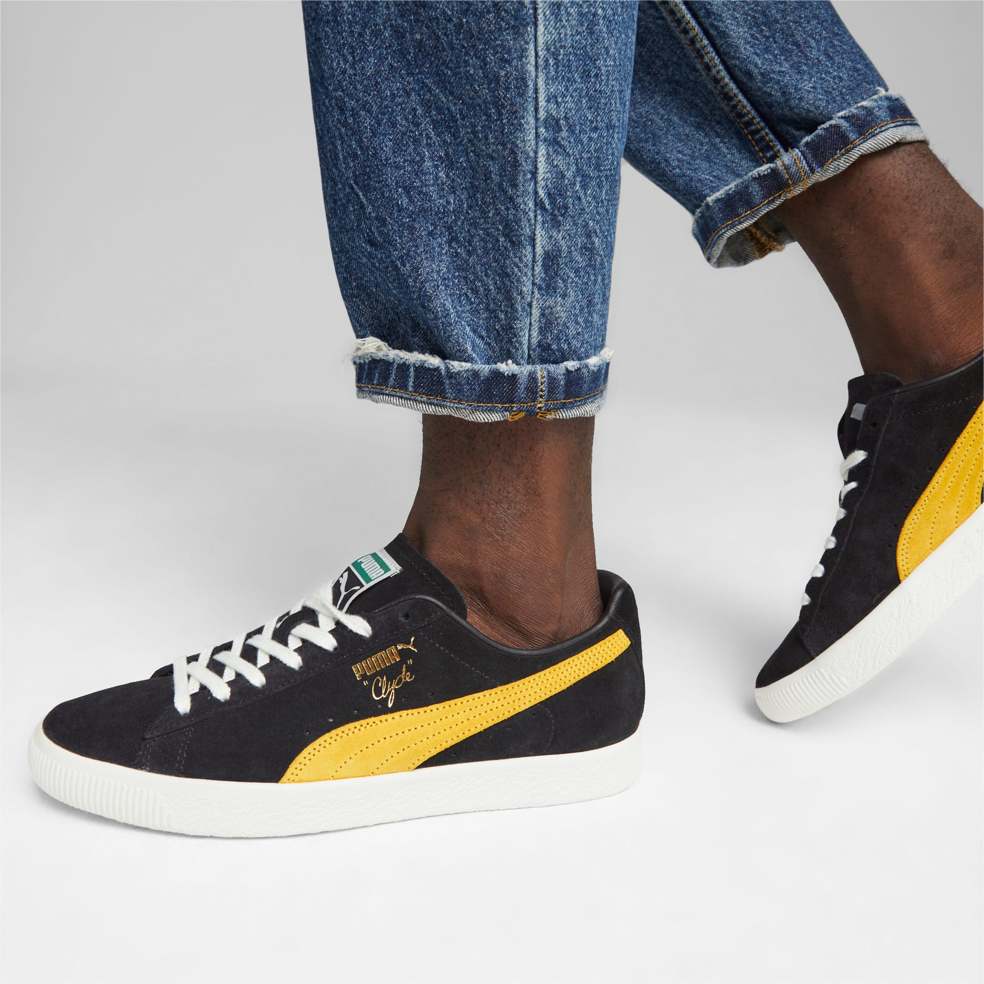 Women's PUMA Clyde OG Sneakers, Black/Yellow Sizzle, Size 35,5, Shoes
