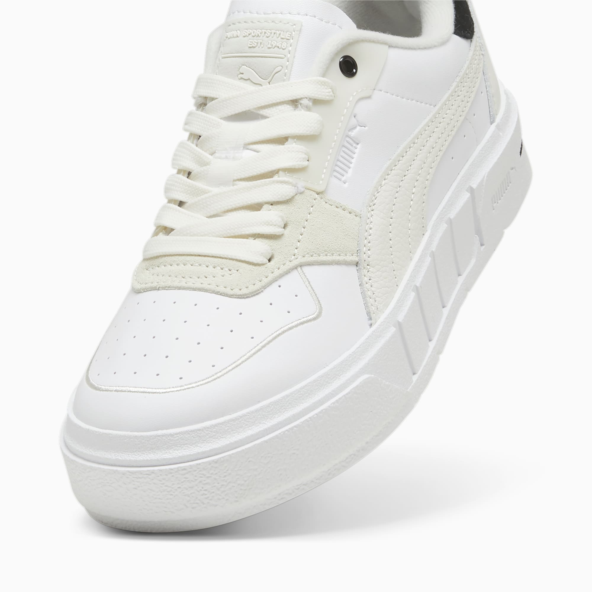 PUMA Cali Court PureLuxe sneakers voor Dames, Wit/Zwart