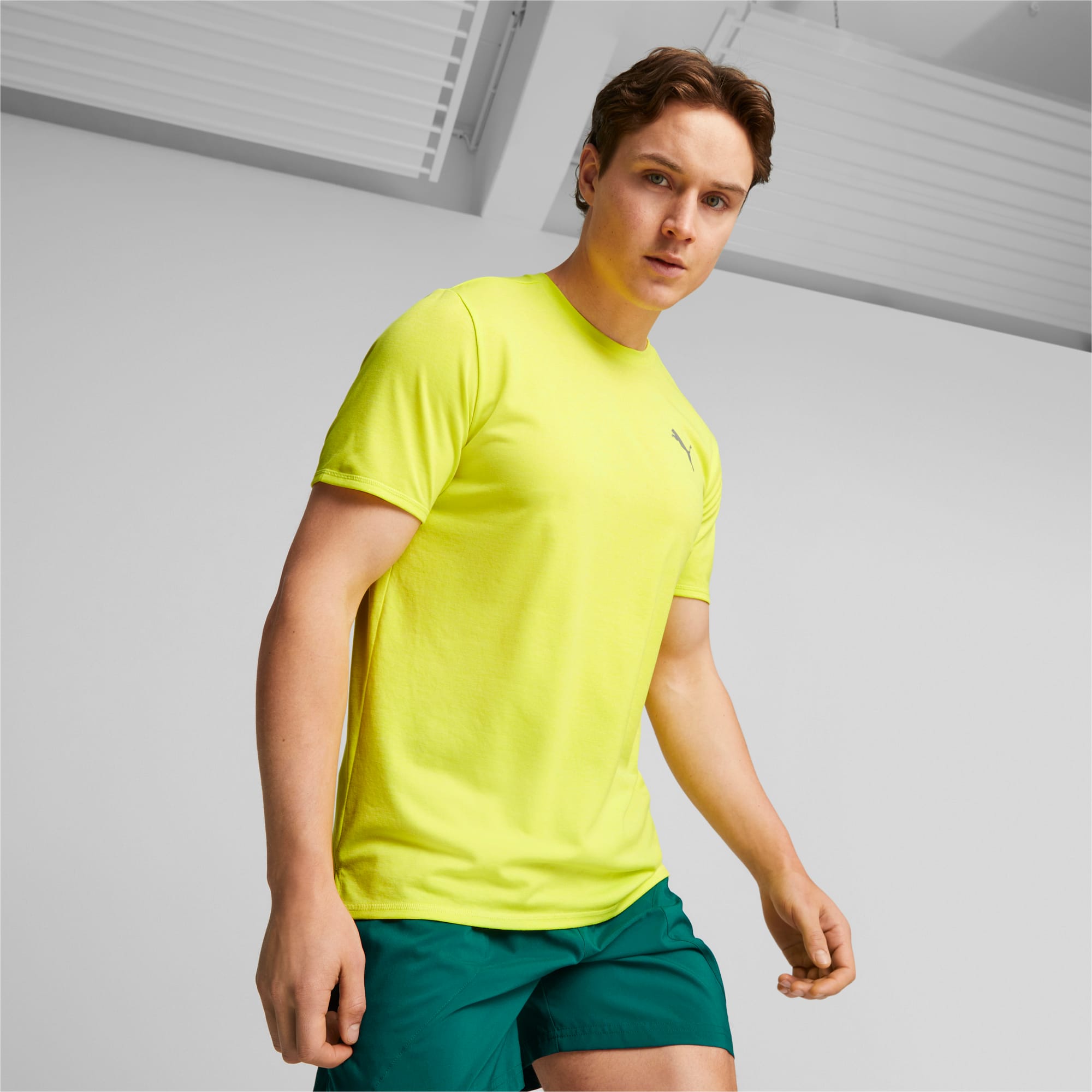 PUMA T-Shirt De Running Run Favourite Heather Homme, Jaune/Bruyère