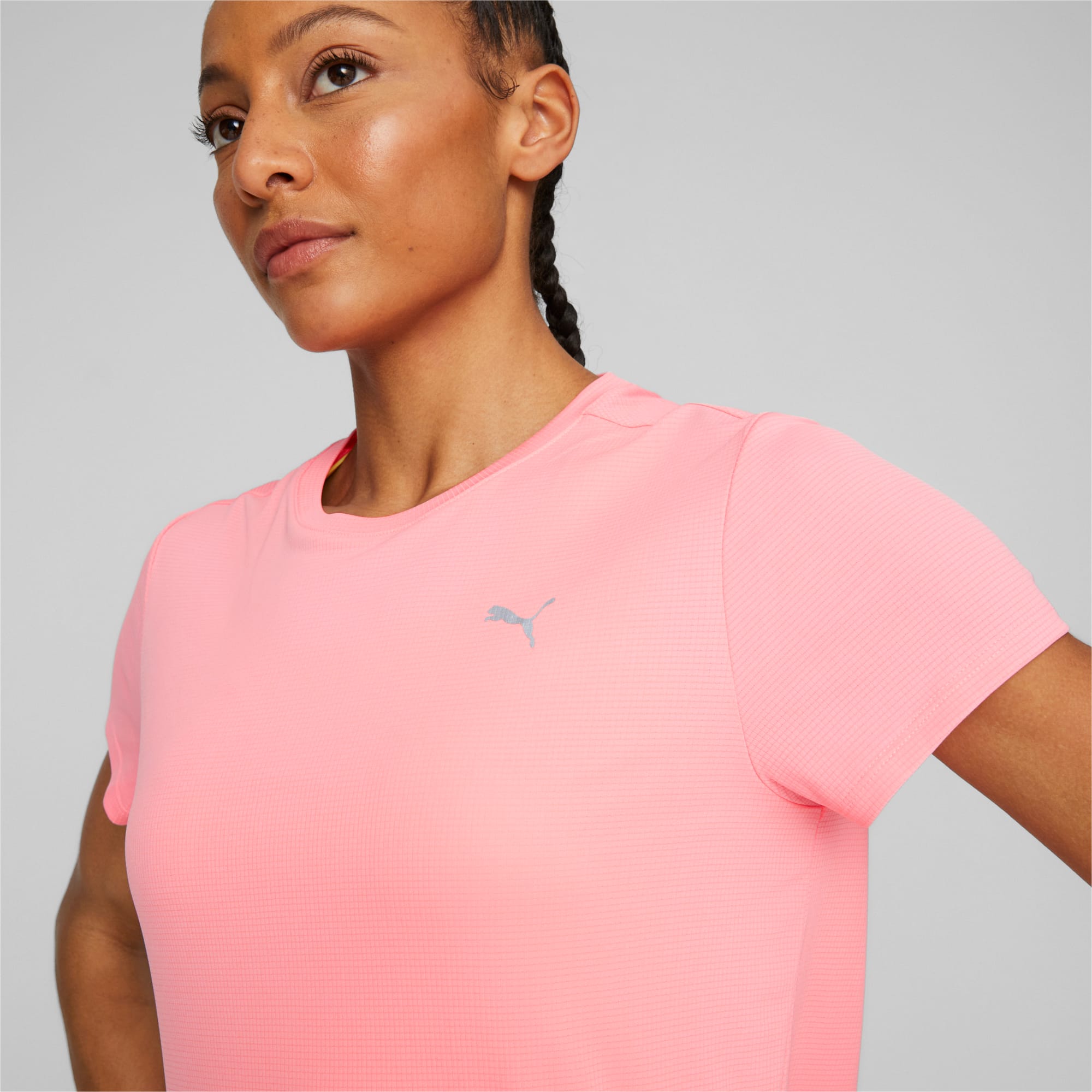 PUMA T-Shirt De Running à Manches Courtes Favourite Femme, Blanc
