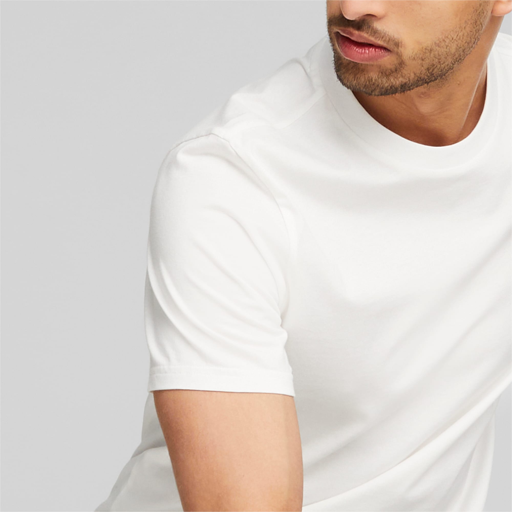 PUMA Classics Small Logo T-Shirt Men, White, Size XS, Clothing
