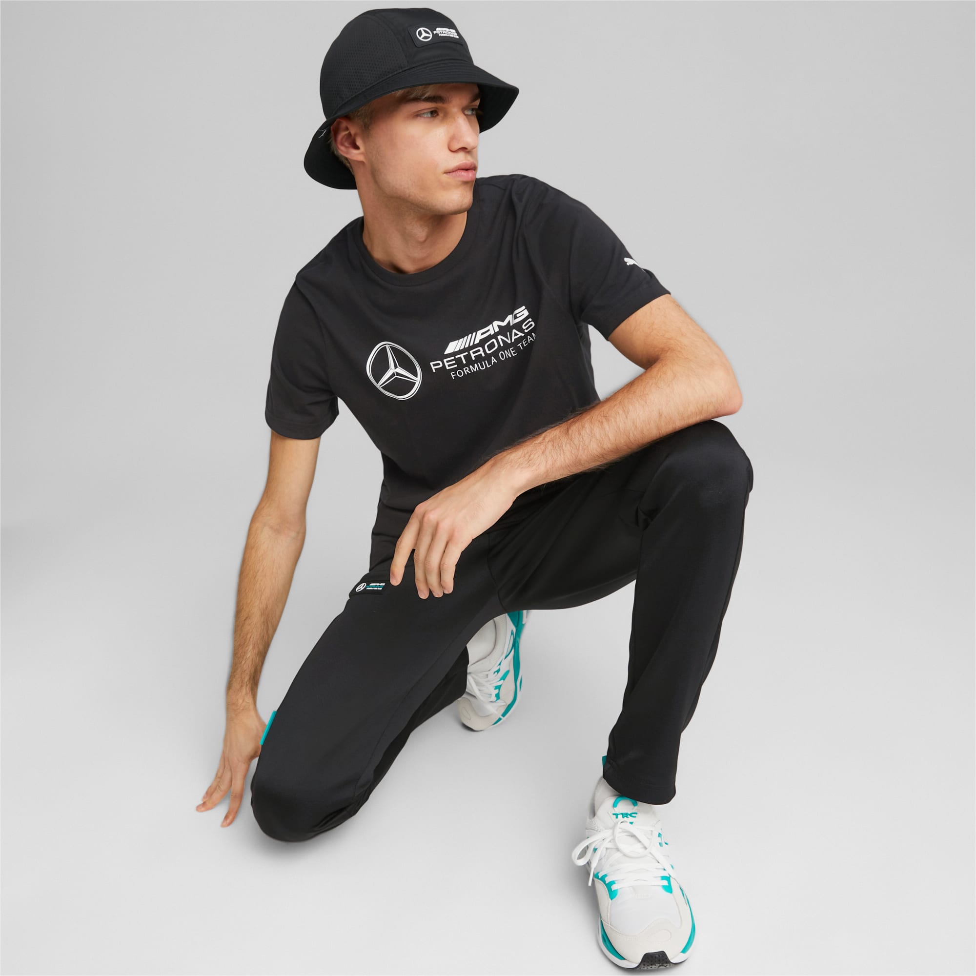 PUMA Mercedes-Amg Petronas Motorsport F1 Essentials Logo T-Shirt Men, Black, Size XS, Clothing