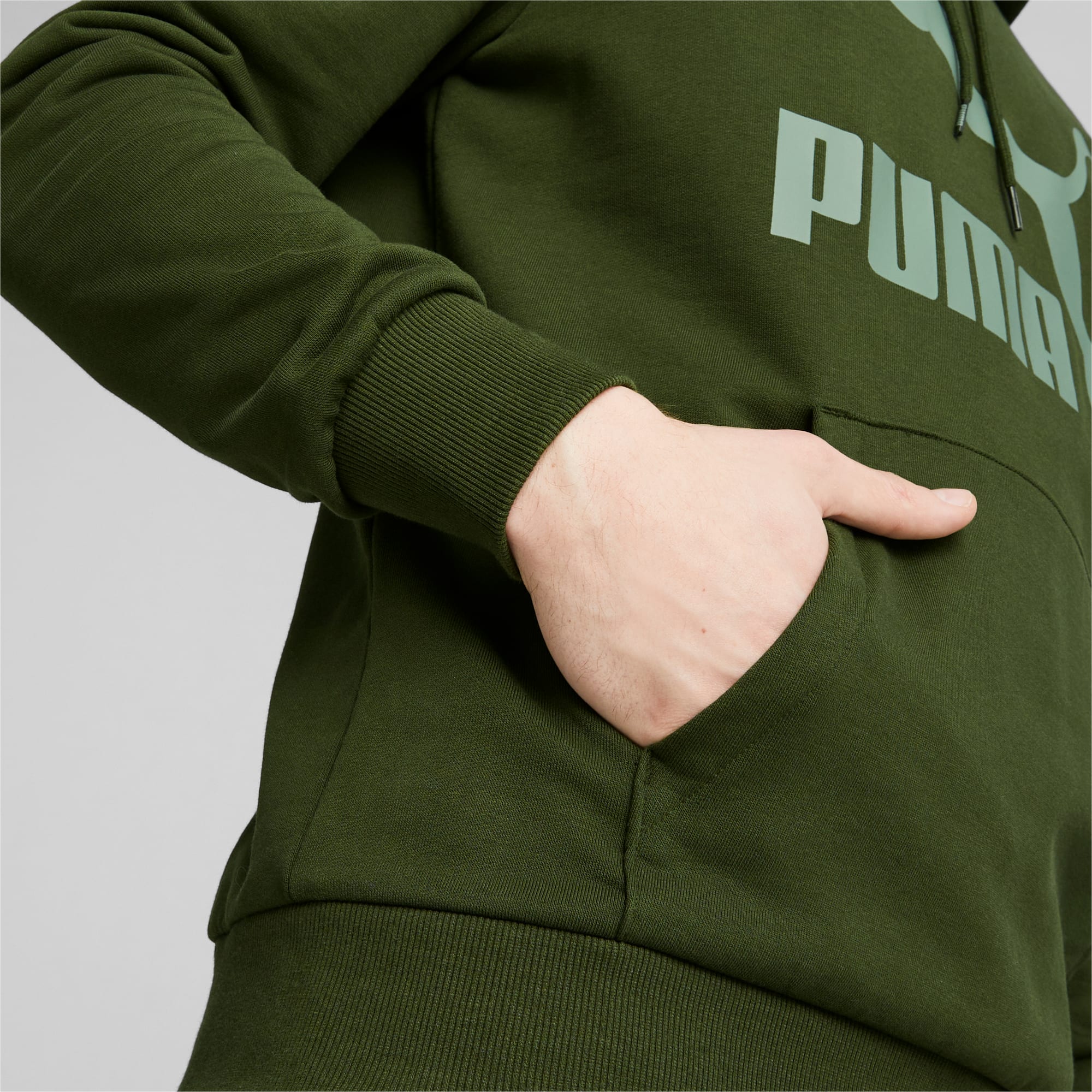 PUMA Classics Logo Hoodie Men, Myrtle, Size XS, Clothing
