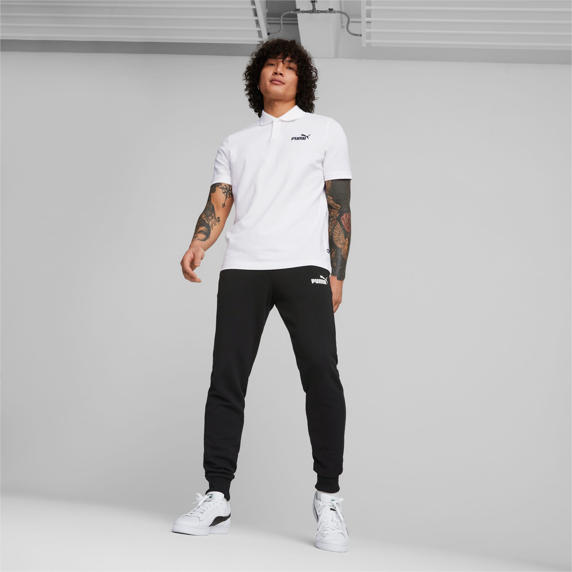 PUMA Essentials Logo Sweatpants Men, Black, Size XS, Clothing