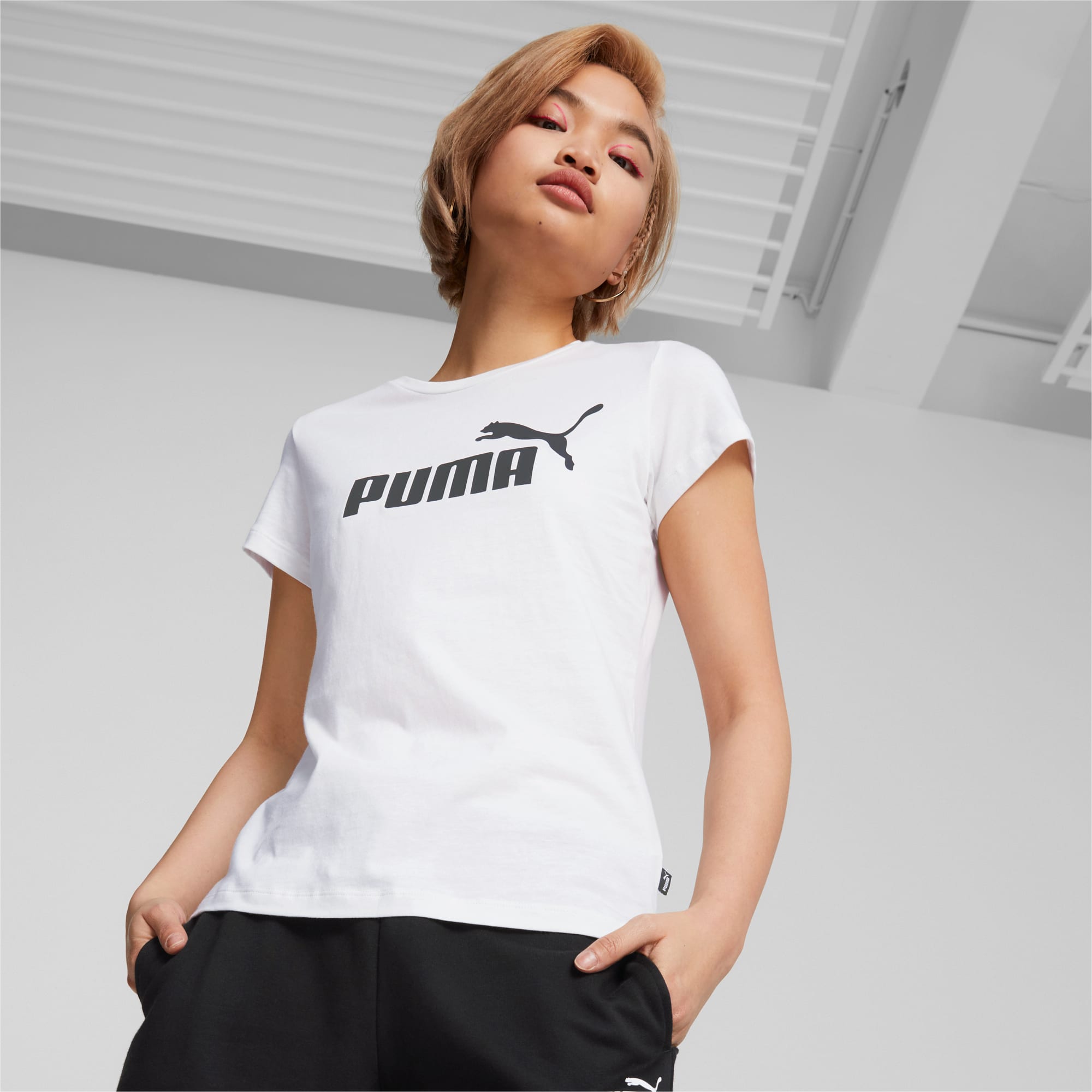 PUMA T-Shirt Essentials Logo femme, Blanc, Taille L, Vêtements