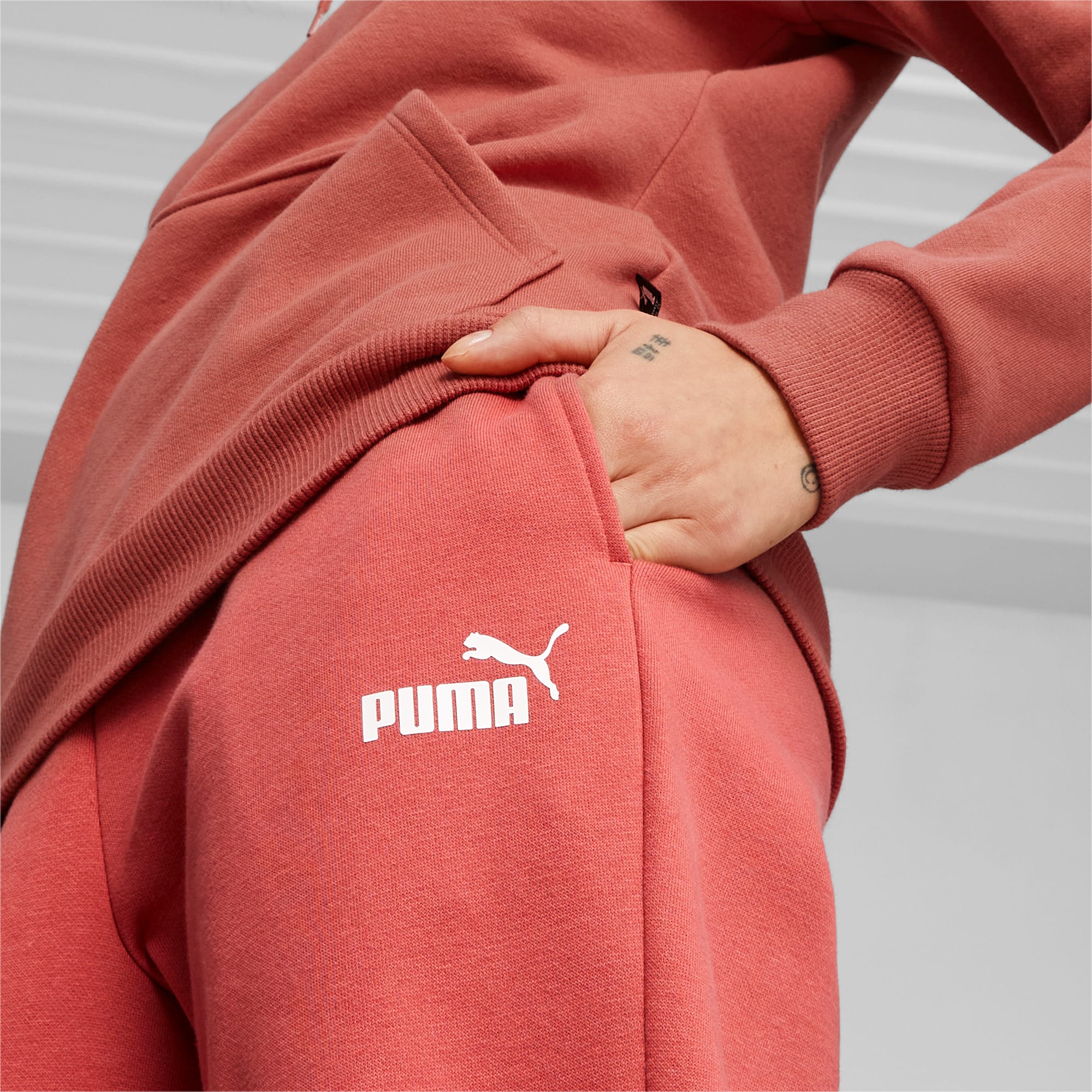 PUMA Essentials Damen-Jogginghose, Rot, Größe: M