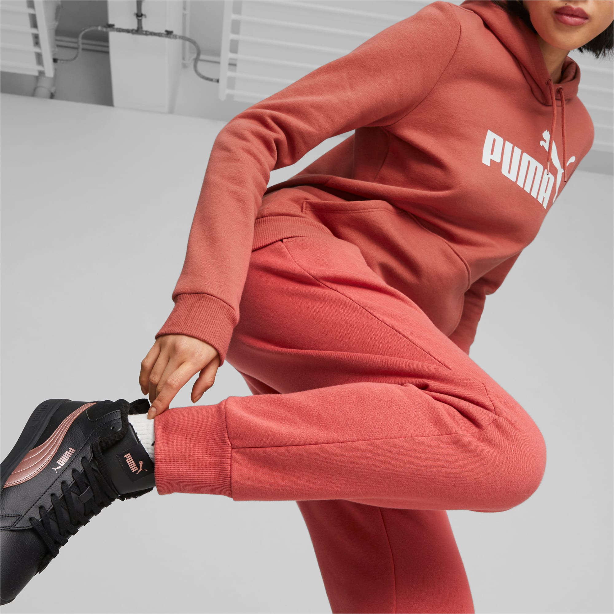 PUMA Essentials Damen-Jogginghose, Rot, Größe: S