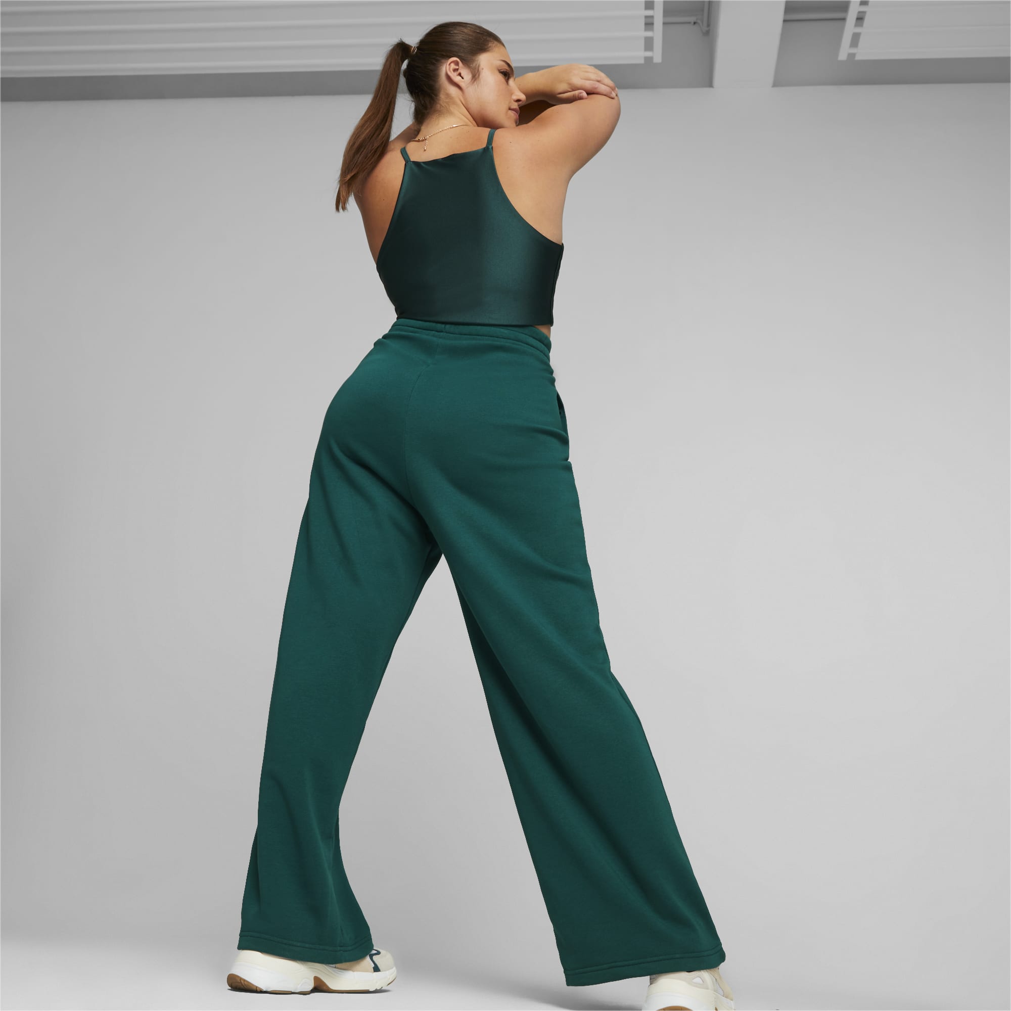 PUMA Classics Women's Relaxed Sweatpants, Malachite, Size 3XL, Clothing