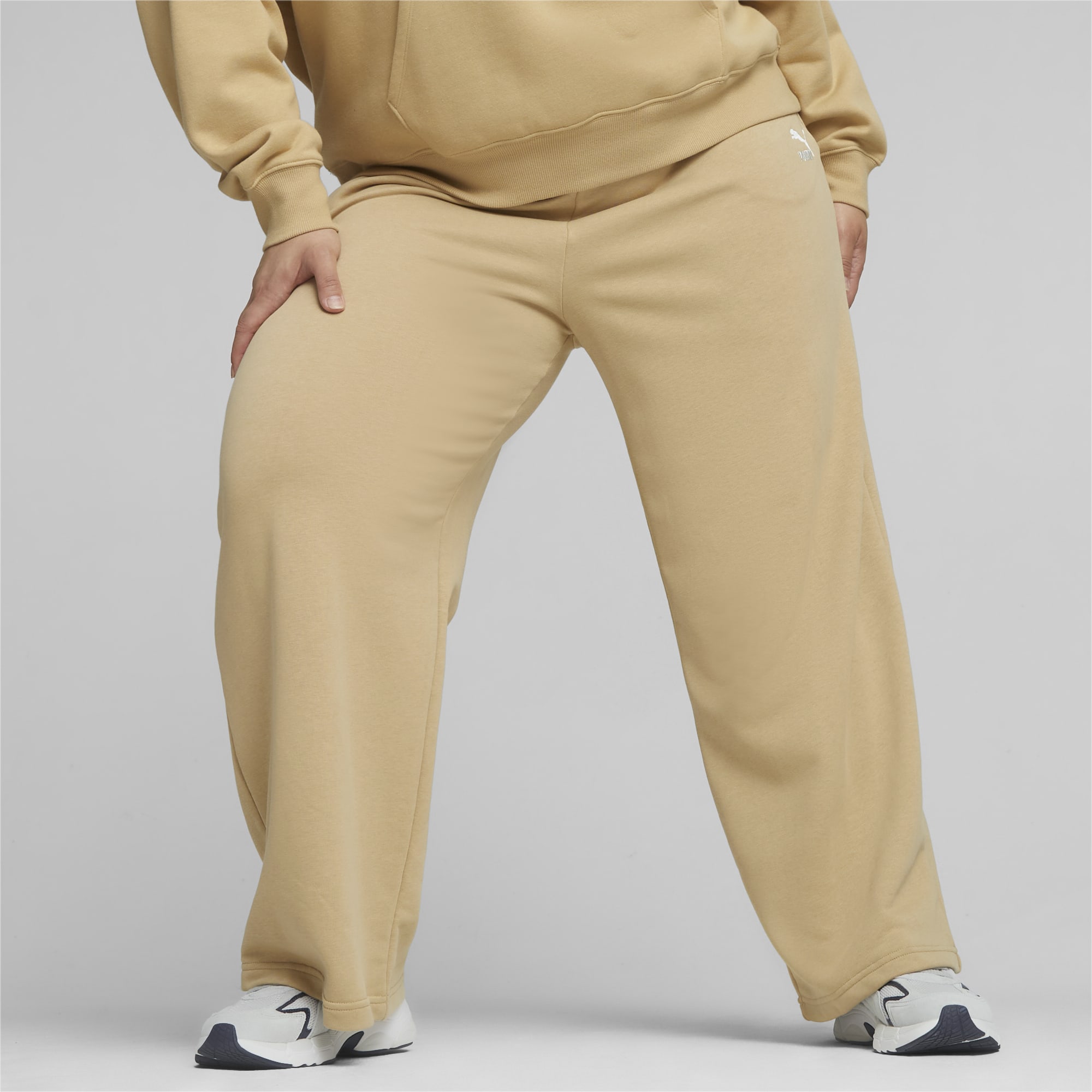 PUMA Pantalones De Chándal Classics Holgados Para Mujer, 84