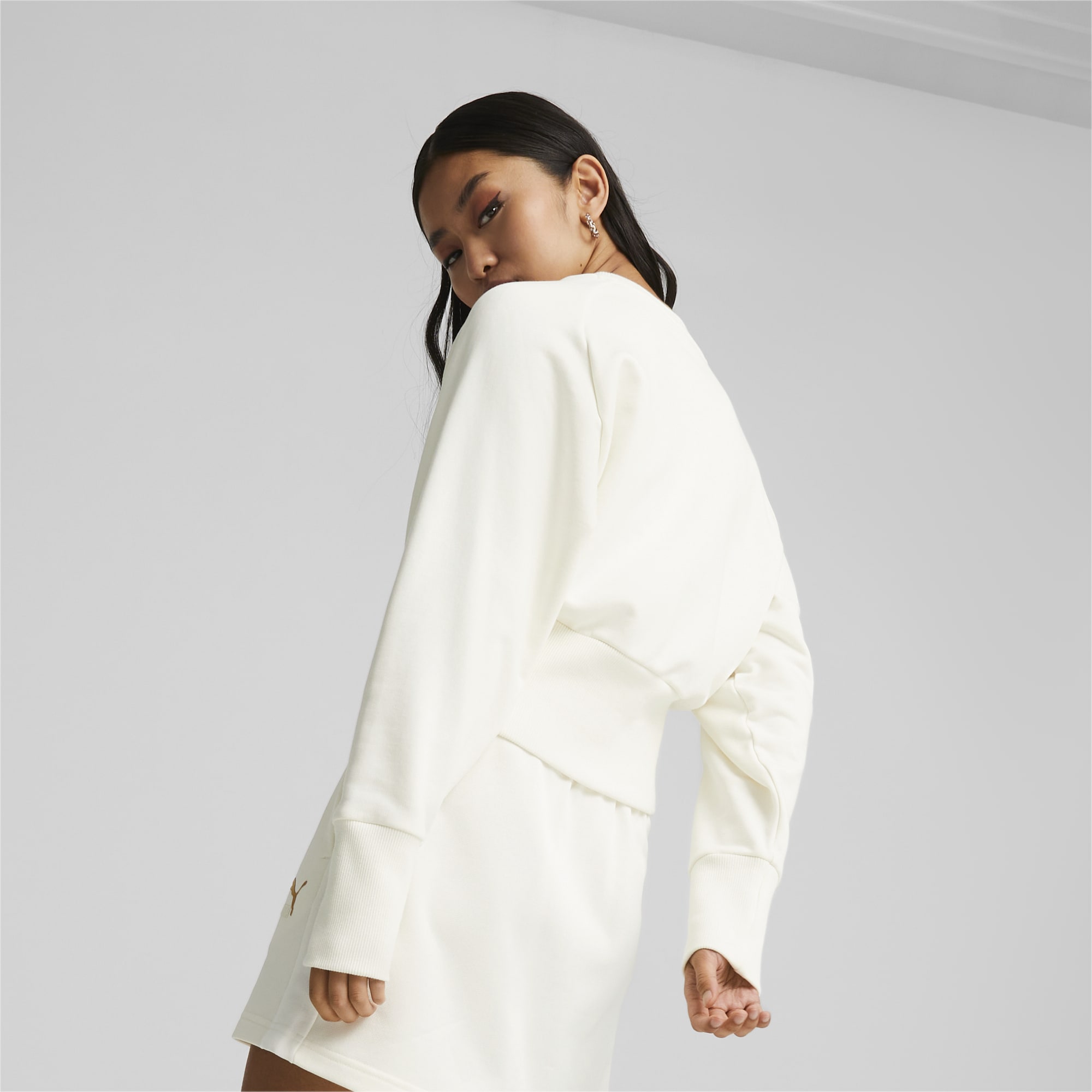 PUMA Classics Women's Sweatshirt, Warm White, Size XS, Clothing