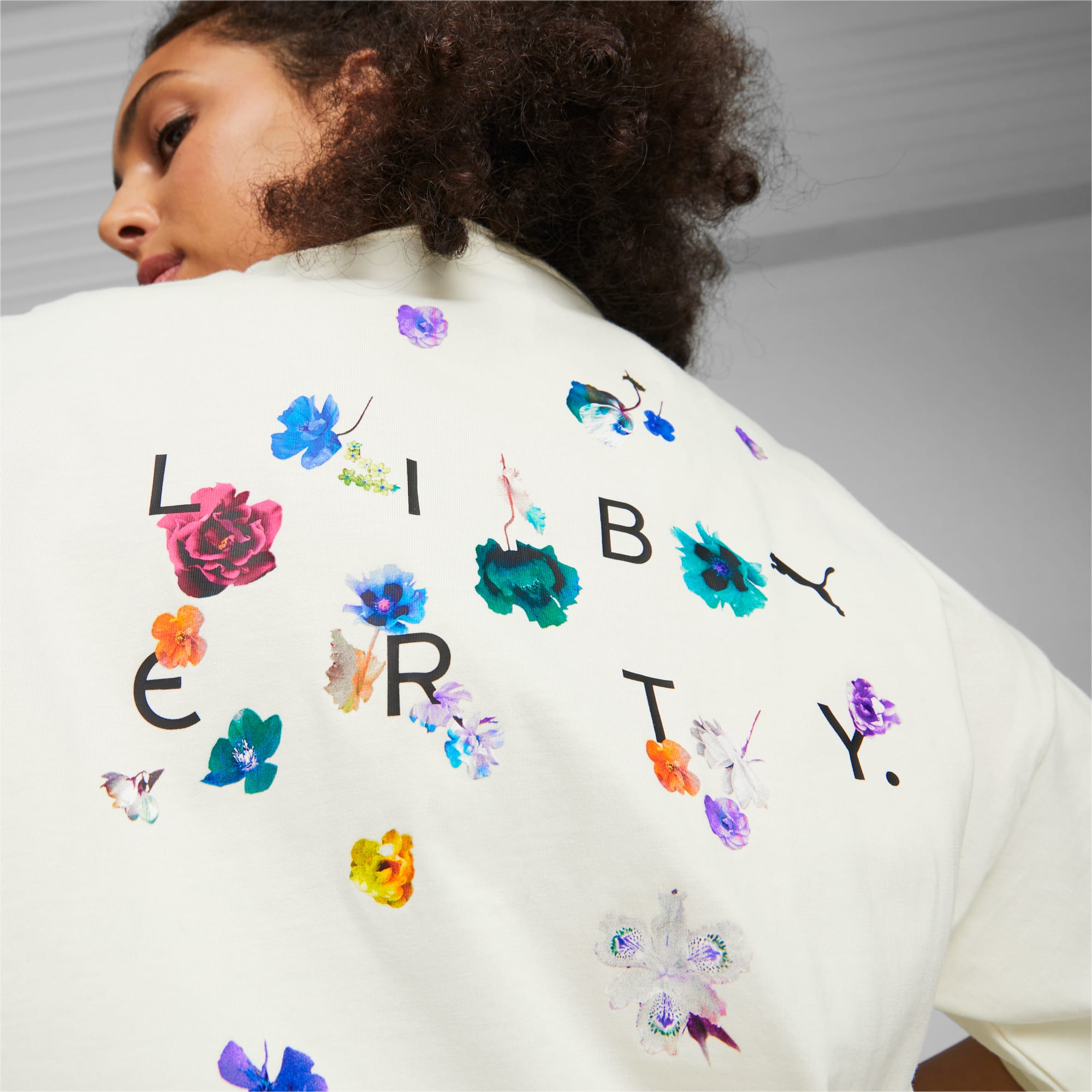 PUMA X LIBERTY T-shirt Met Grafische Print Voor Dames, Wit