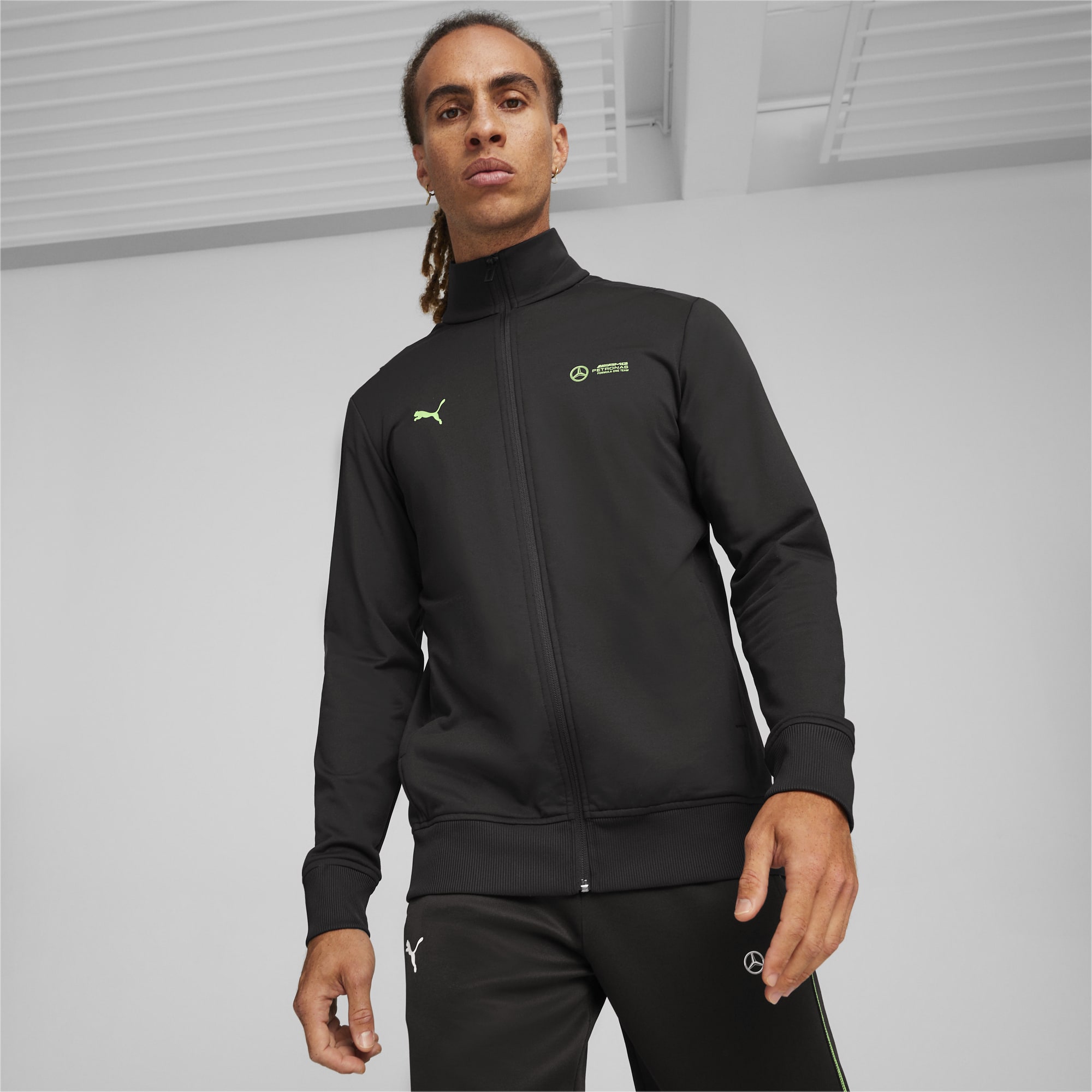 PUMA Mercedes-Amg Petronas Motorsport Men's Cloudspun Jacket, Black, Size XXL, Clothing