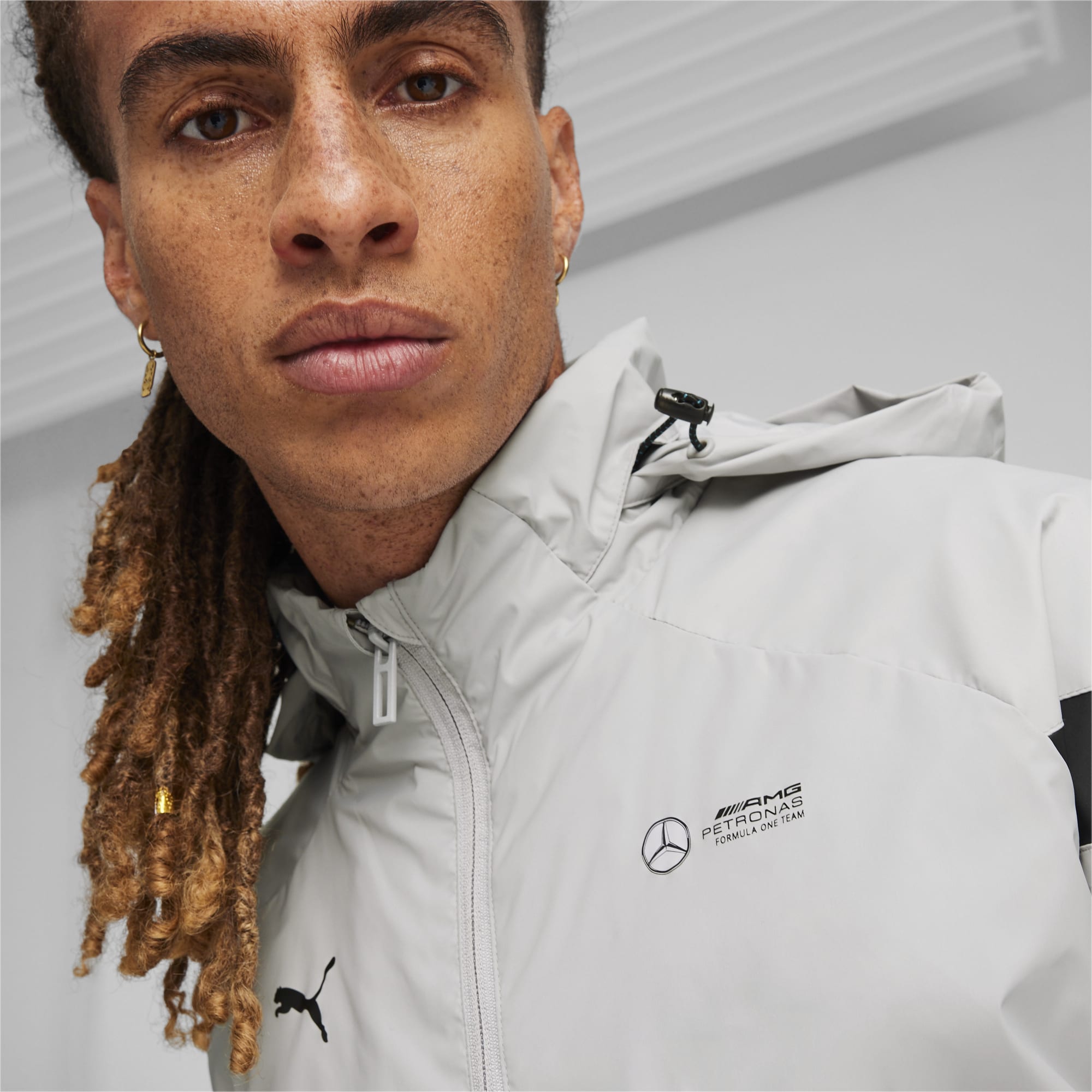 PUMA Mercedes-Amg Petronas Motorsport Men's Woven Jacket, Silver, Size XS, Clothing