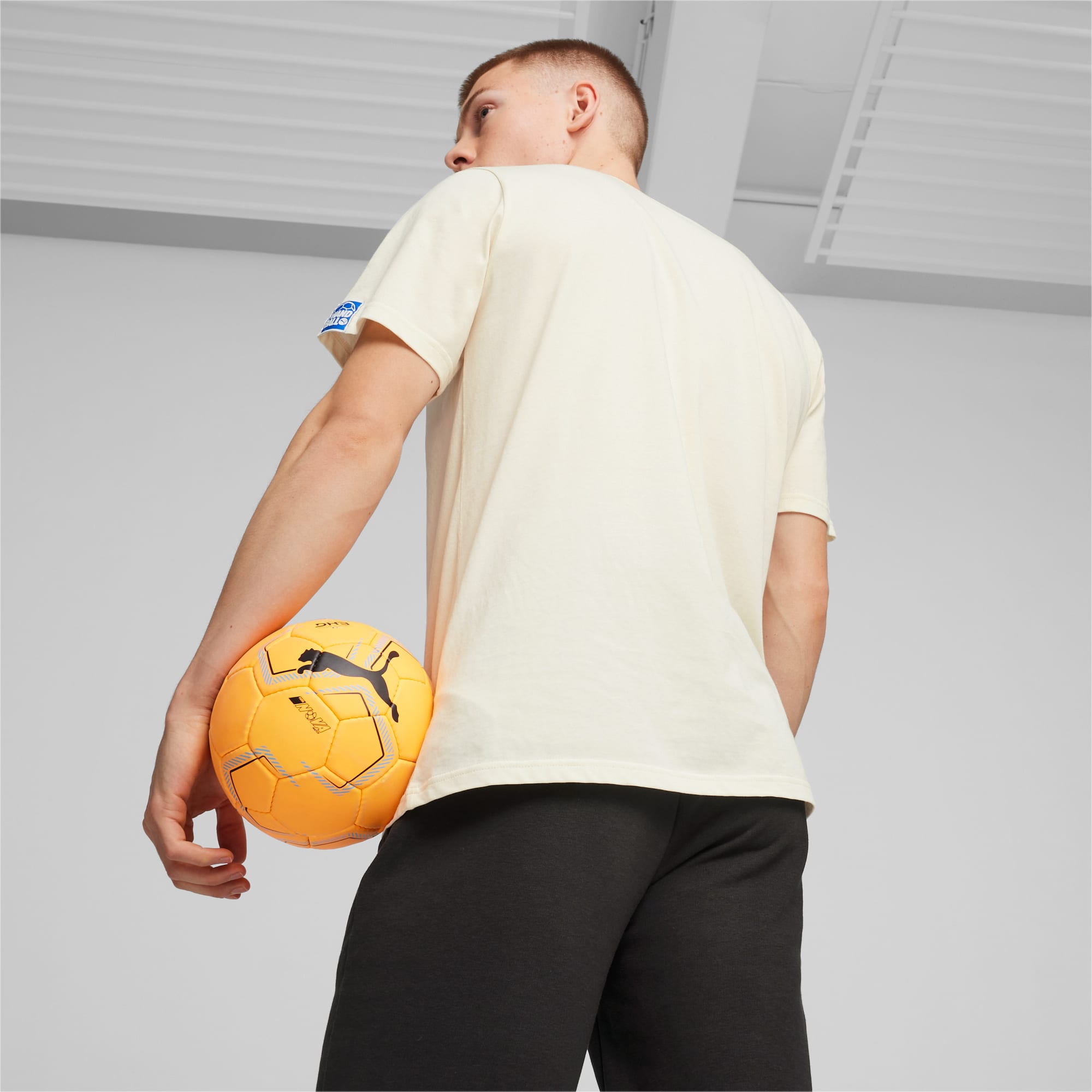 PUMA Handball T-Shirt Men, Sugared Almond/Black