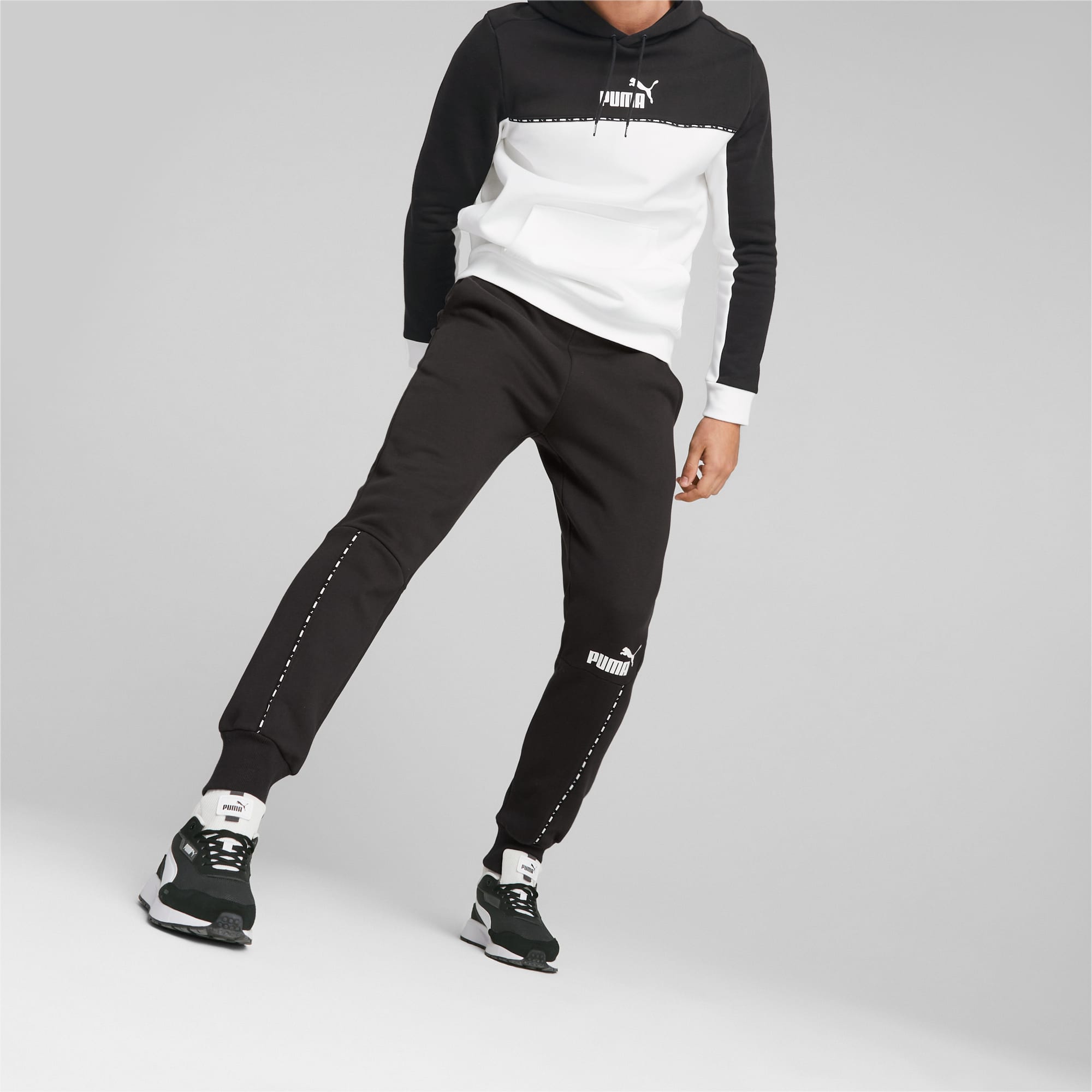 PUMA Essentials Block Tape Sweatpants Men, Black, Size XS, Clothing