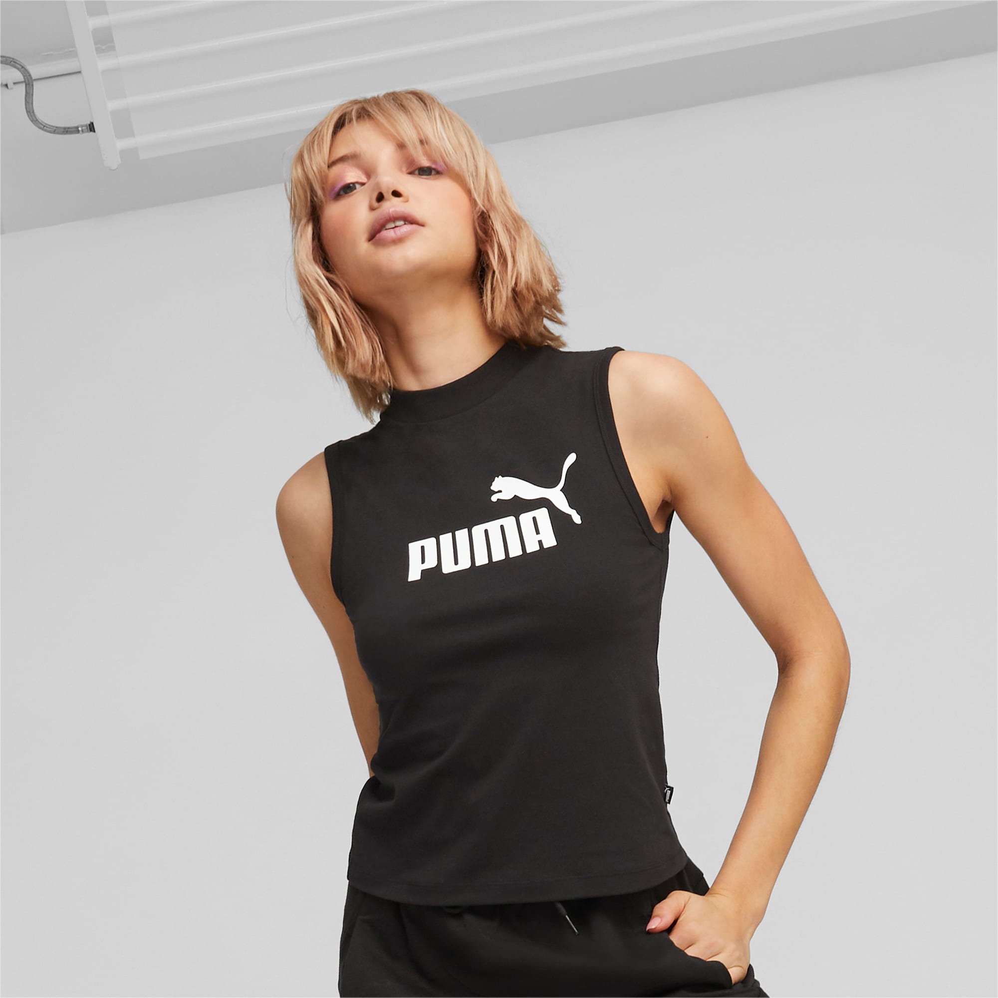 PUMA Essentials Slim Logo Tanktop Voor Dames, Zwart