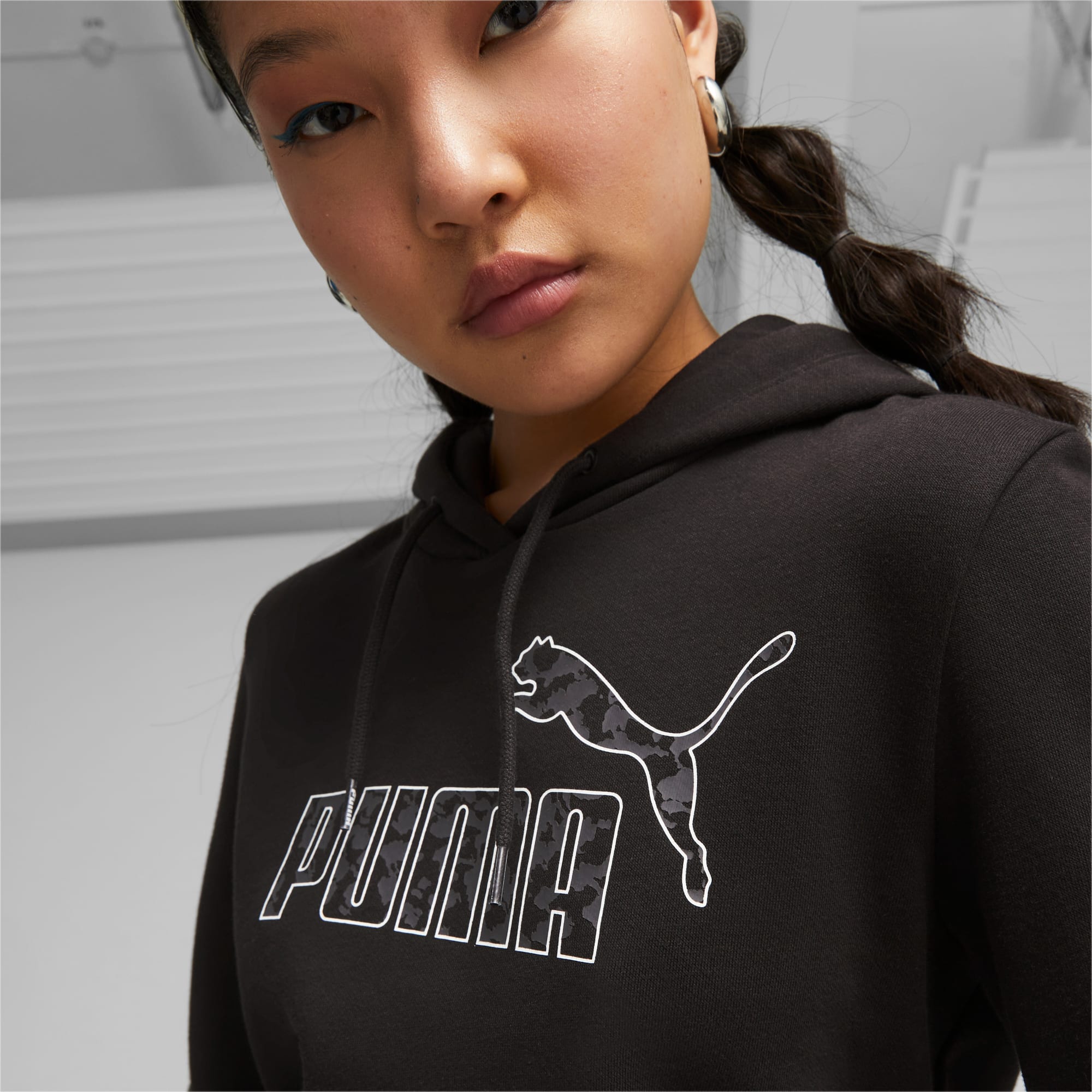 PUMA Ess+ Animal Women's Hoodie, Black, Size XL, Clothing