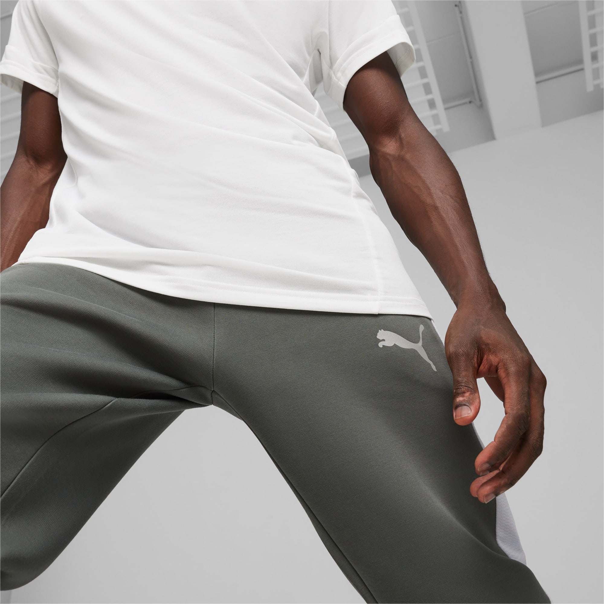 PUMA Evostripe Men's Sweatpants, Mineral Grey