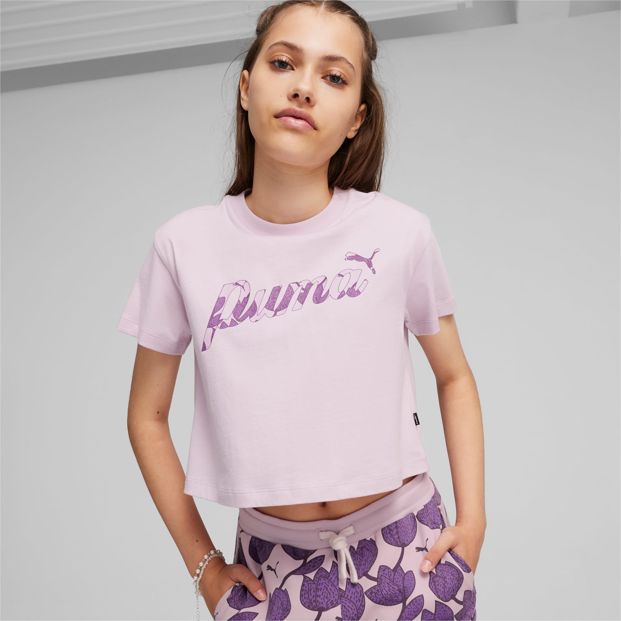 PUMA Ess+ Blossom Youth Short T-Shirt, Grape Mist