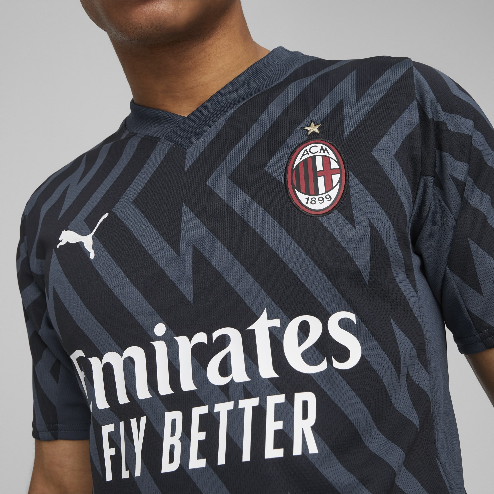 PUMA AC Milan Football Men's Goalkeeper Jersey, Dark Night, Size XS, Clothing