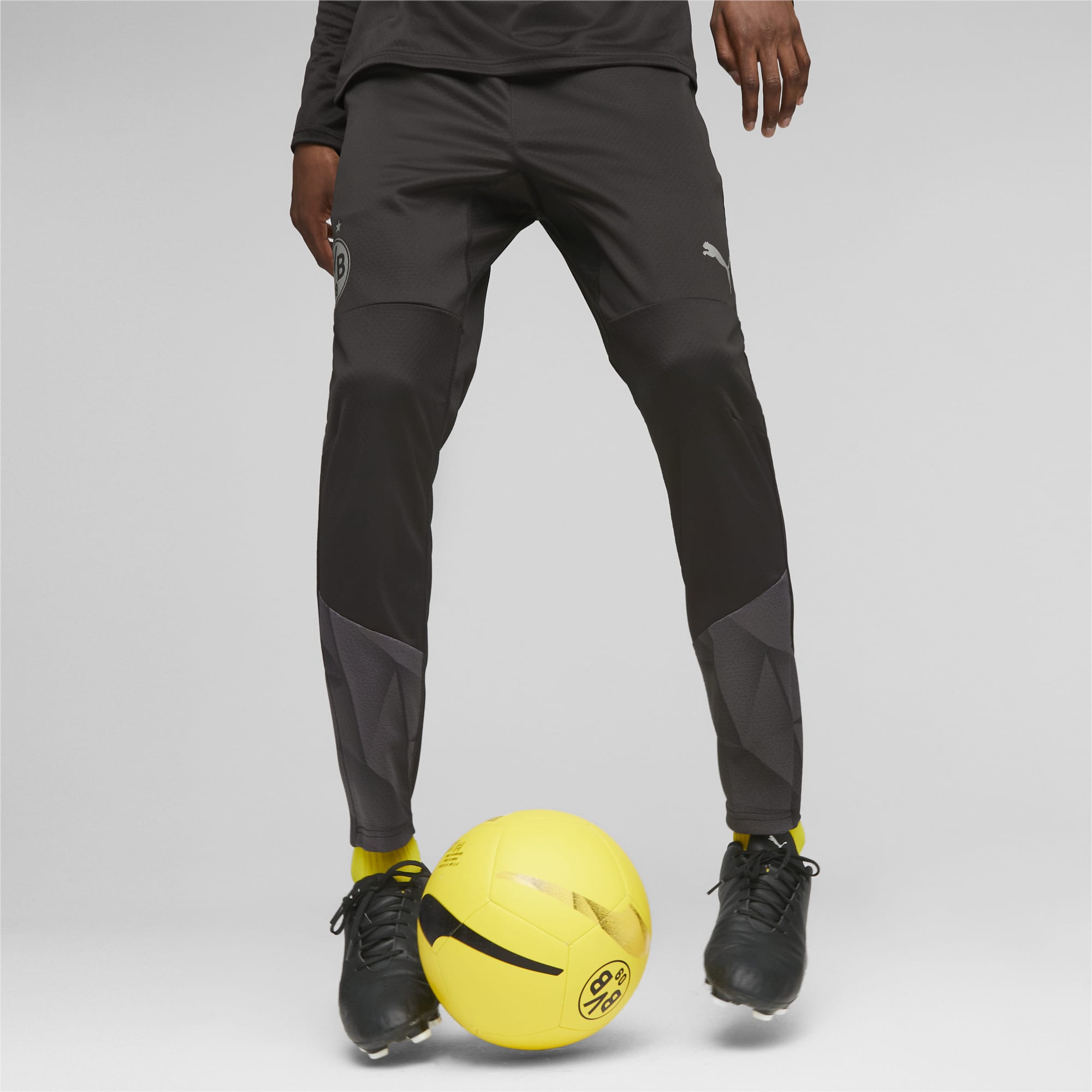 Men's PUMA Borussia Dortmund Football Training Pants, Black/Silver, Size L, Clothing