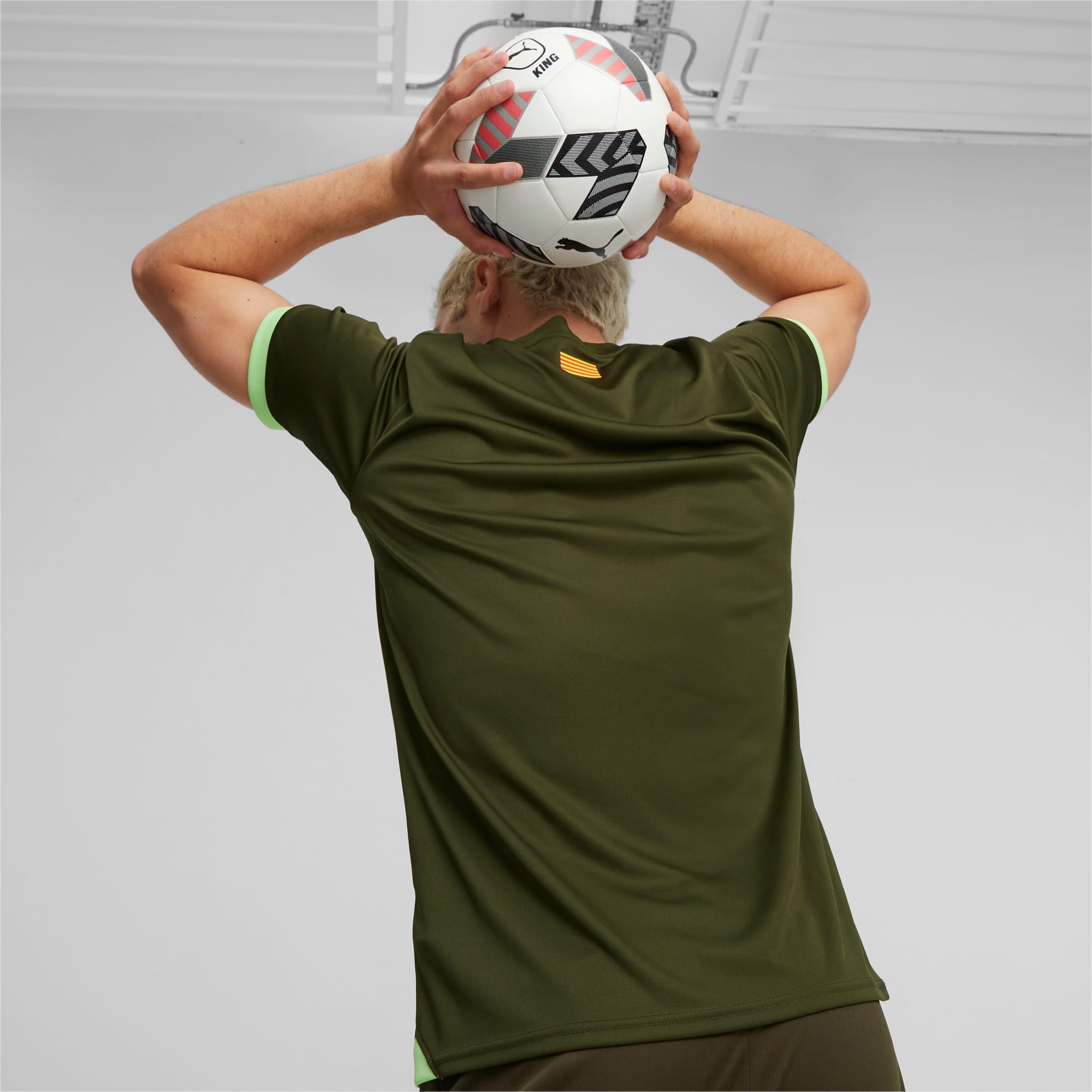 Men's PUMA Girona FC Football 23/24 Third Jersey, Dark Olive/Fizzy Lime, Size S, Clothing