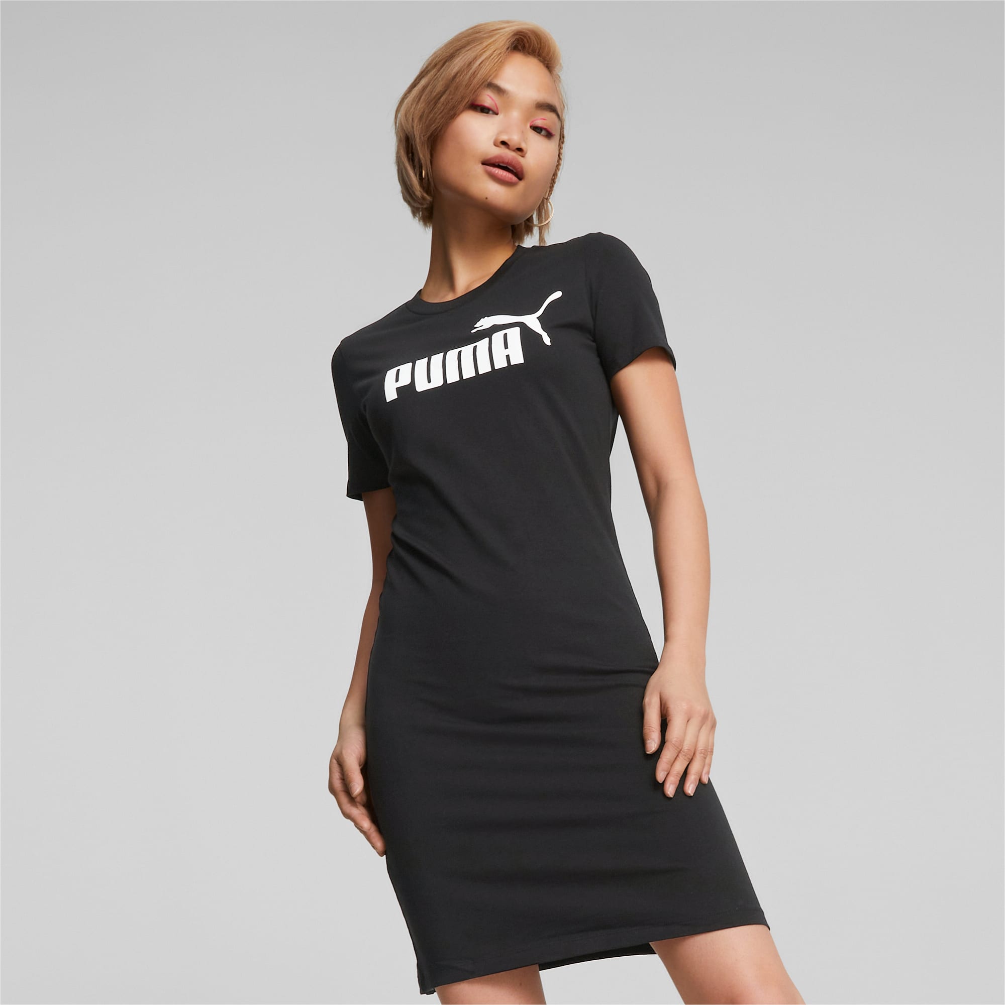 PUMA Robe T-Shirt Coupe Slim Essentials Femme, Noir
