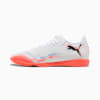 Sepatu Futsal FUTURE 8 PLAY IT Unisex, PUMA White-PUMA Black-Glowing Red, small-IDN