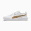 Witte PUMA sneaker voor dames, met gouden streep en vetersluiting.