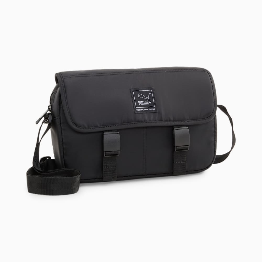 Classics LV8 Woven Messenger Bag