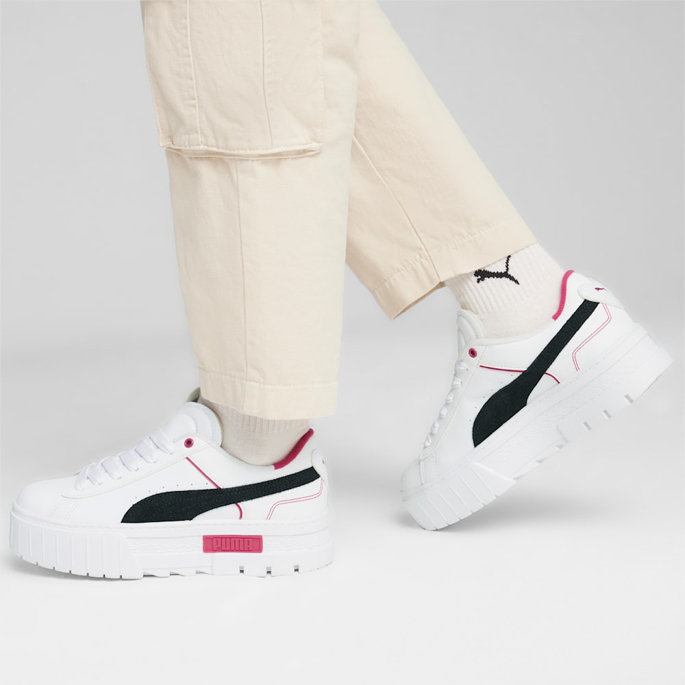 Mayze Queen of Hearts Women s Sneakers