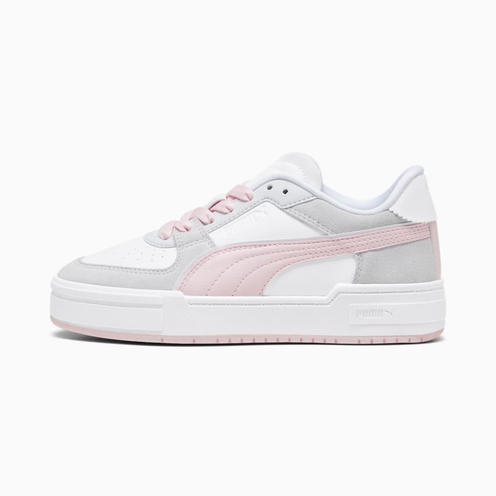 Women s CA Pro Queen of Hearts Sneakers