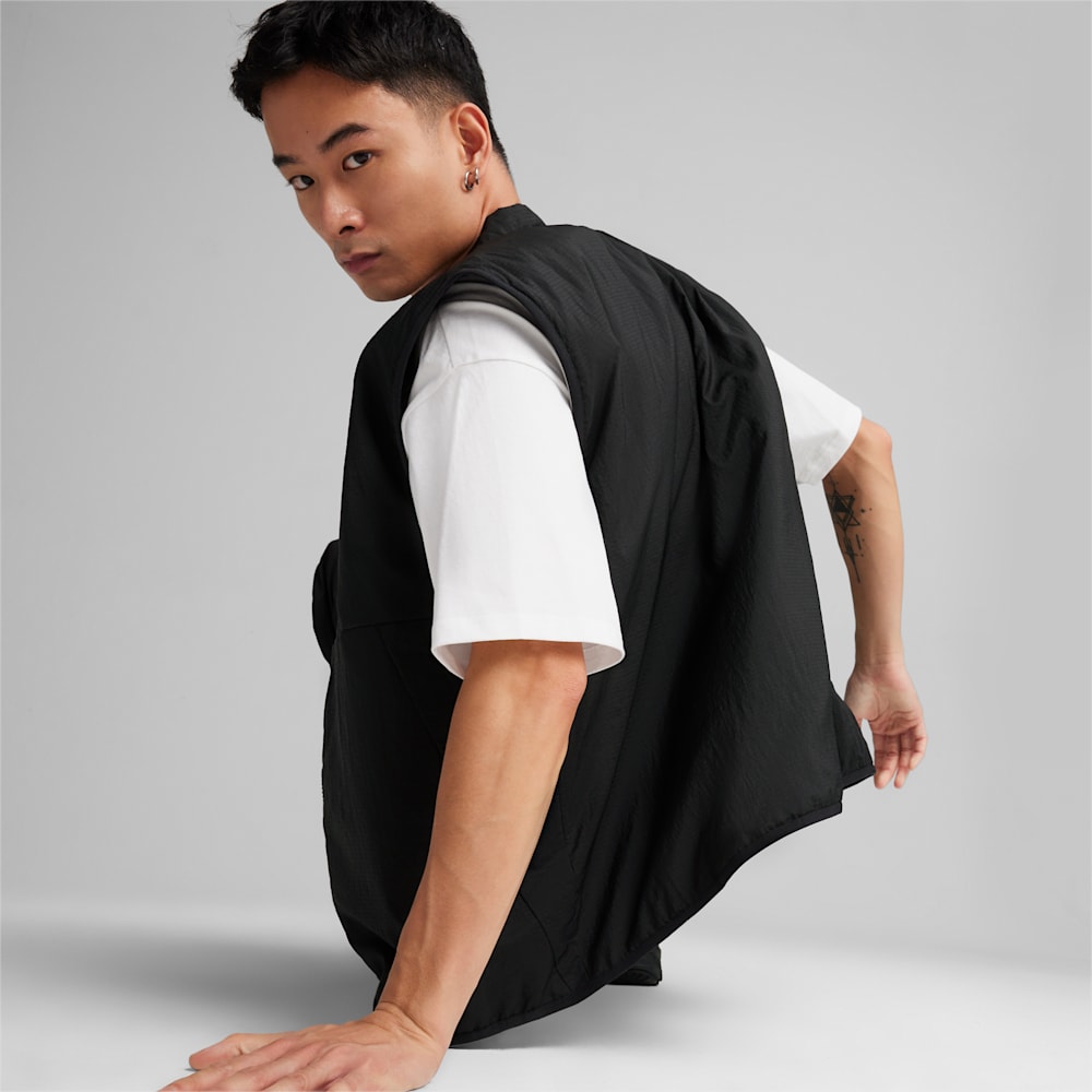 CLASSICS Men s Vest
