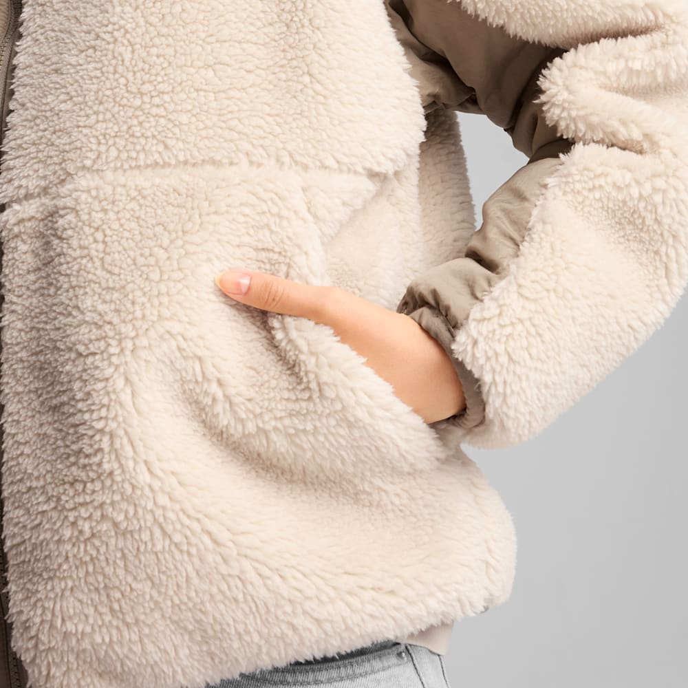 Reversible Women s Sherpa Jacket