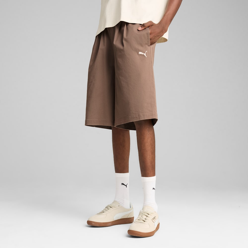 Wardrobe Essentials Men's Relaxed 11" Shorts, Totally Taupe, large