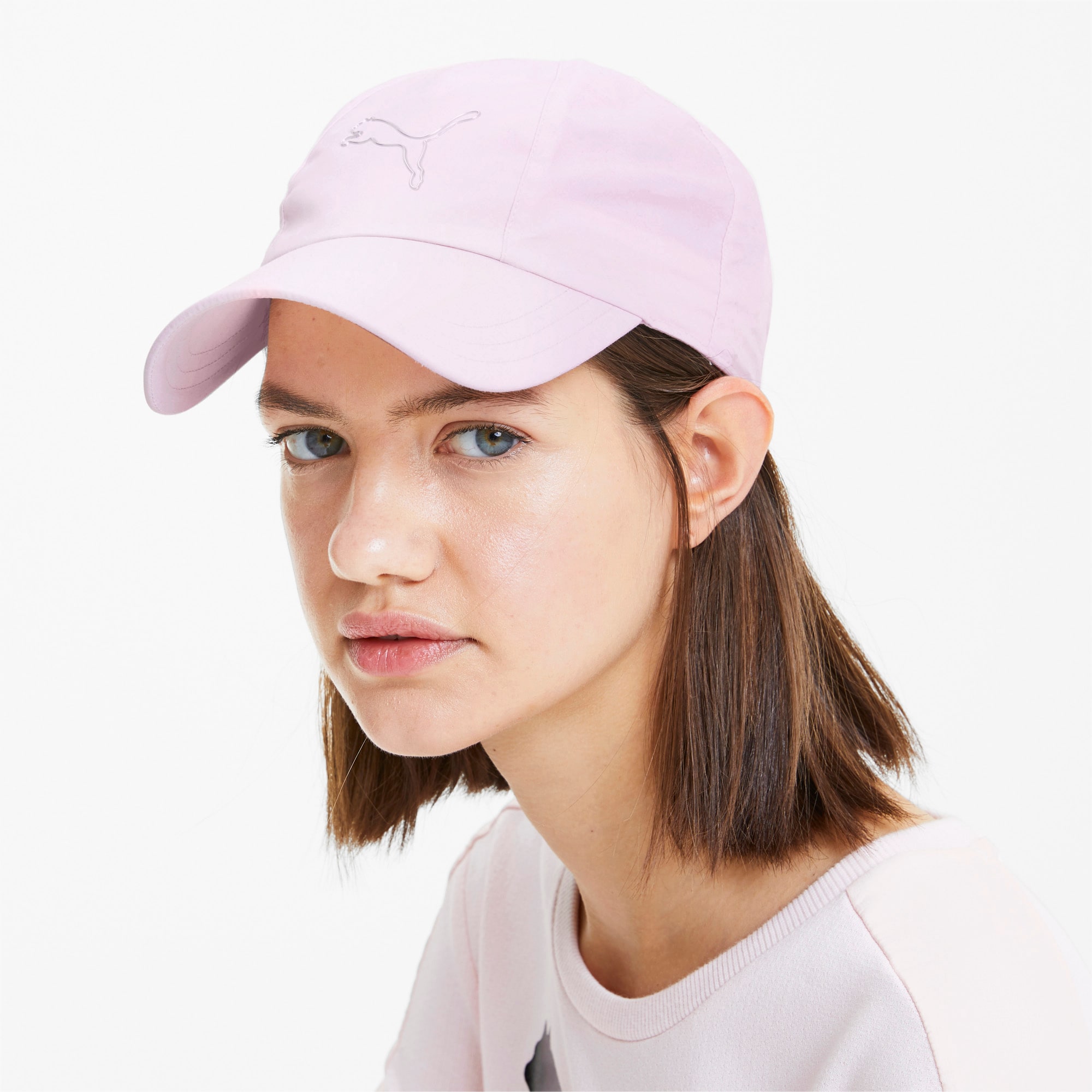 baseball caps on women